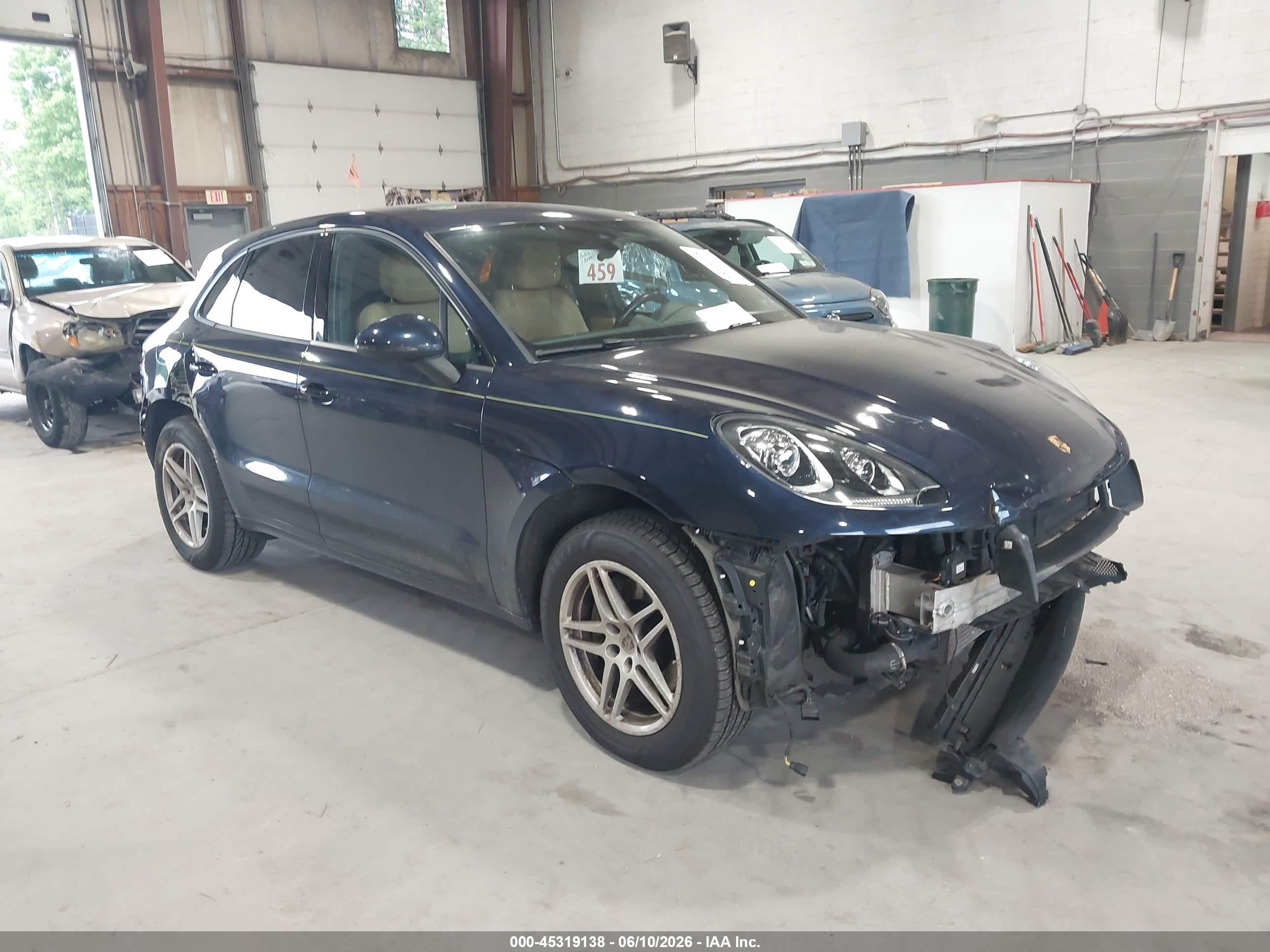 2017 Porsche Macan, VIN WP1AA2A52HLB02013 — Rear end