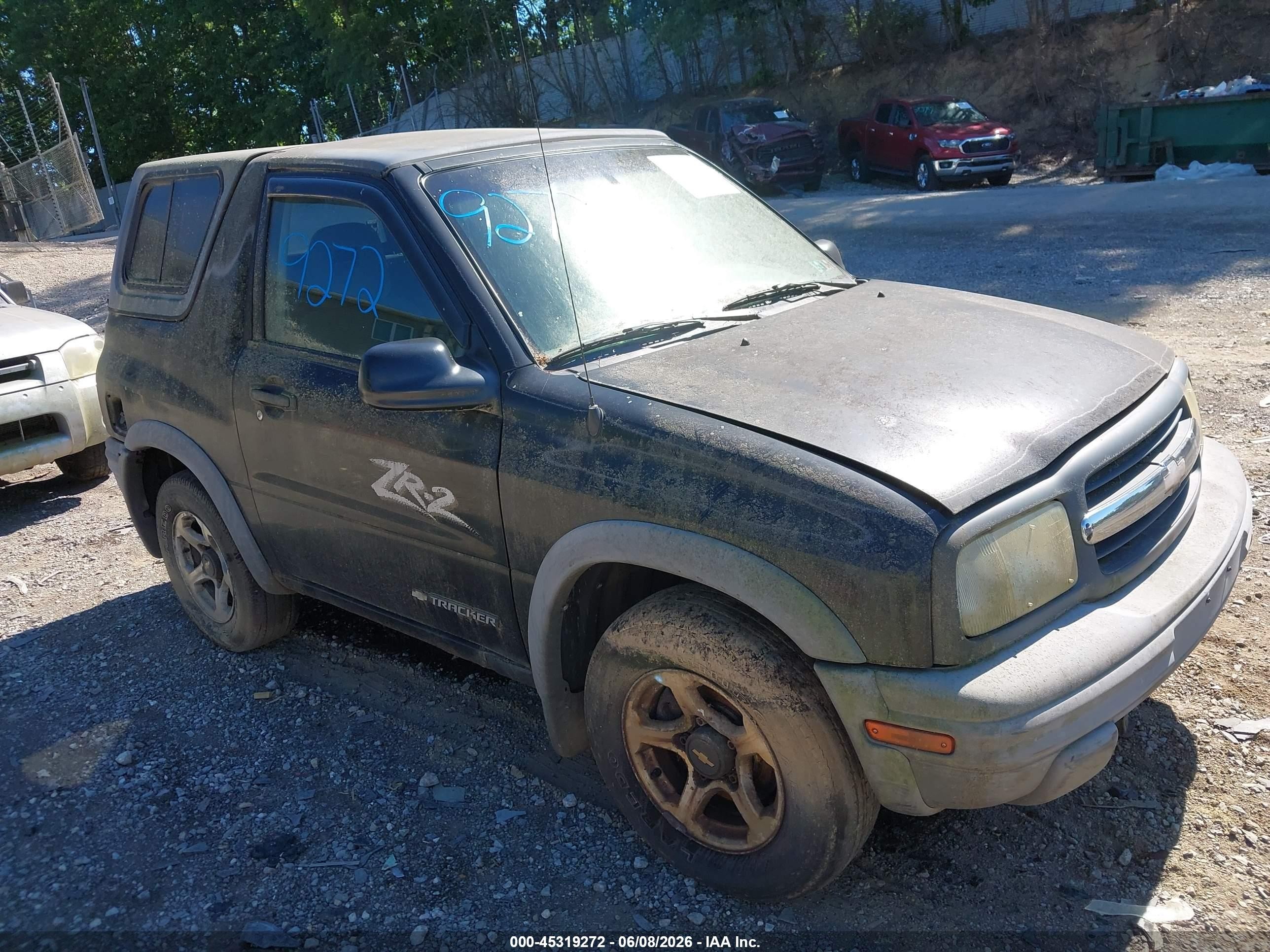 2002 Chevrolet Tracker, VIN 2CNBJ78C826925774 — Normal wear