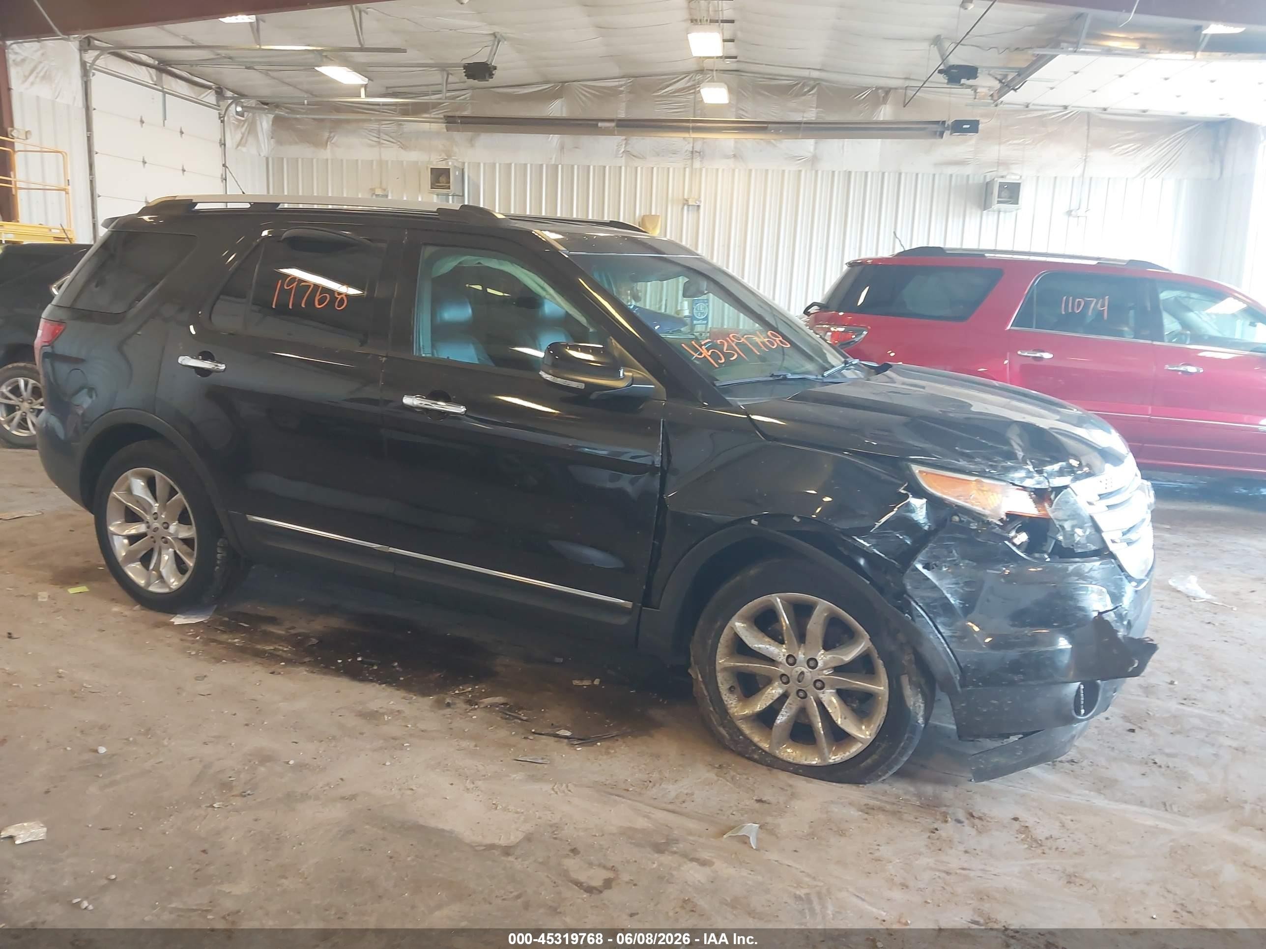 2015 Ford Explorer XLT, VIN 1FM5K8D85FGC48304 — Перед