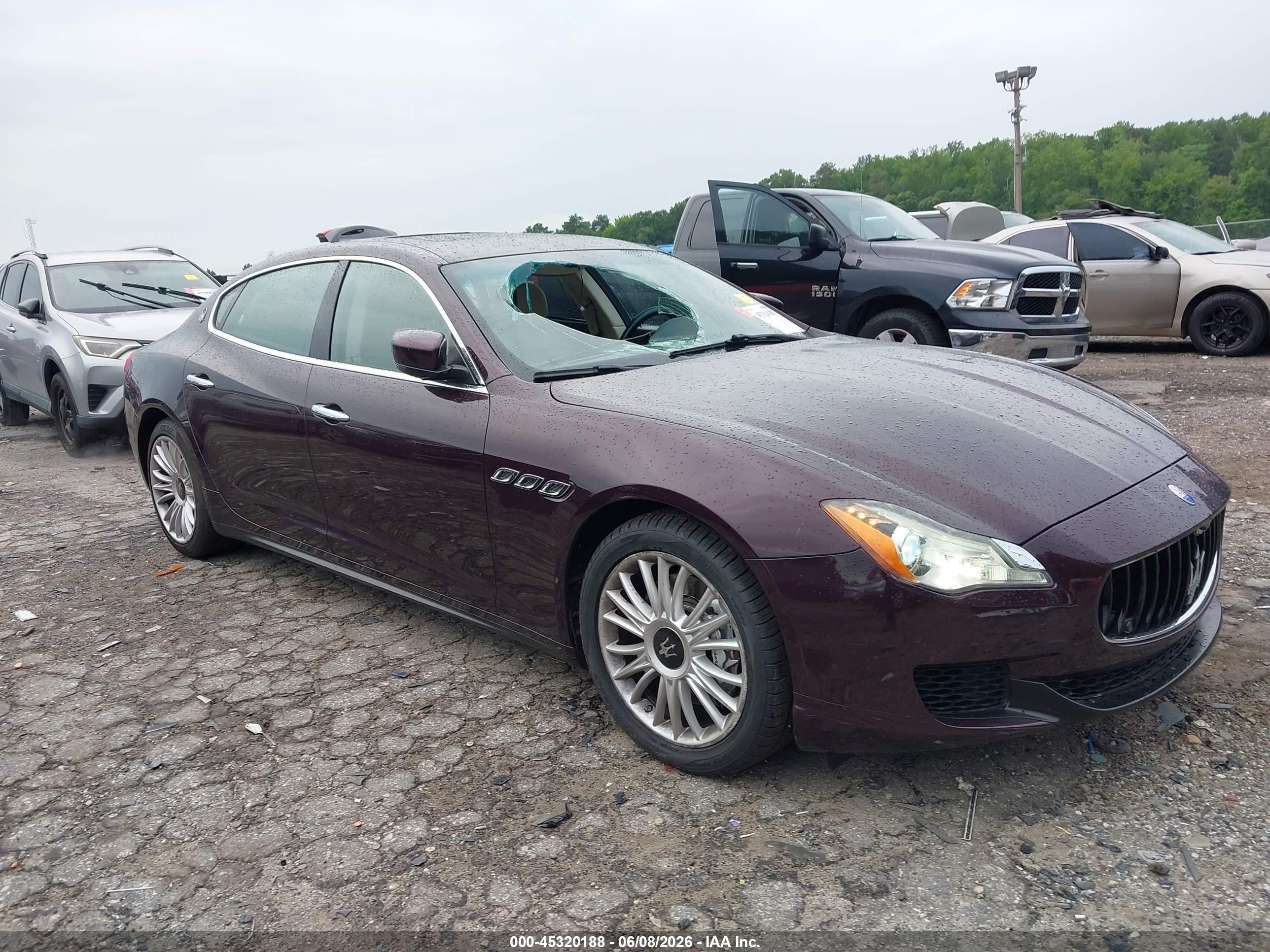 2014 Maserati Quattroporte S Q4, VIN ZAM56RRA3E1122031 — Roof