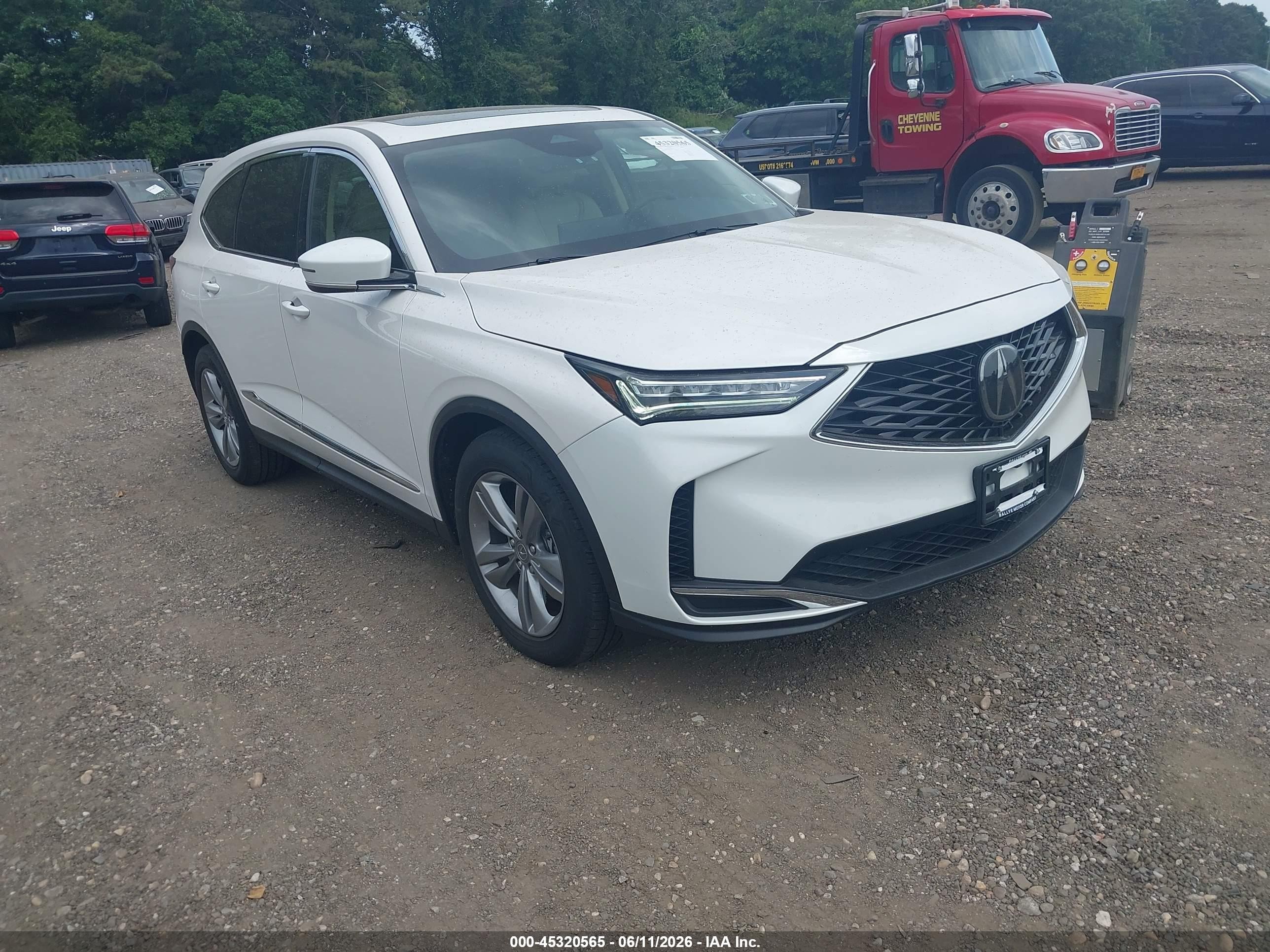 2025 Acura MDX, VIN 5J8YE1H38SL009721 — Бок