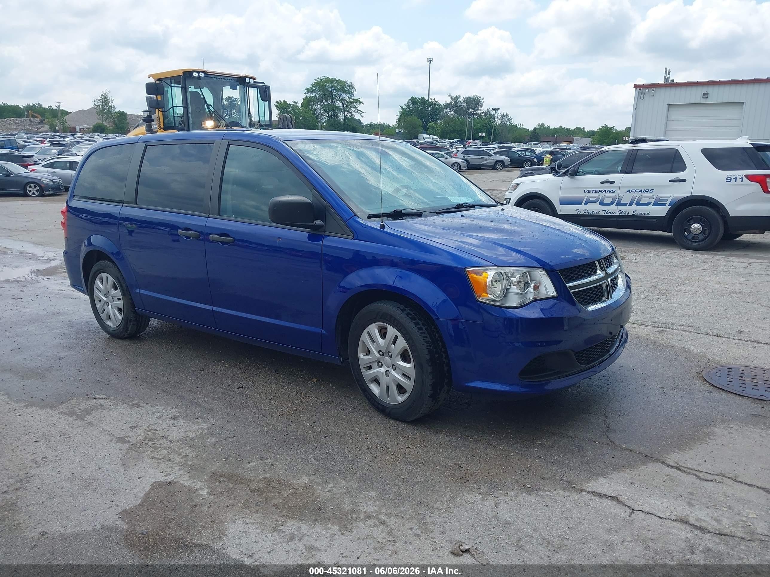 2020 Dodge Grand Caravan SE Plus, VIN 2C4RDGBG8LR236369 — Side
