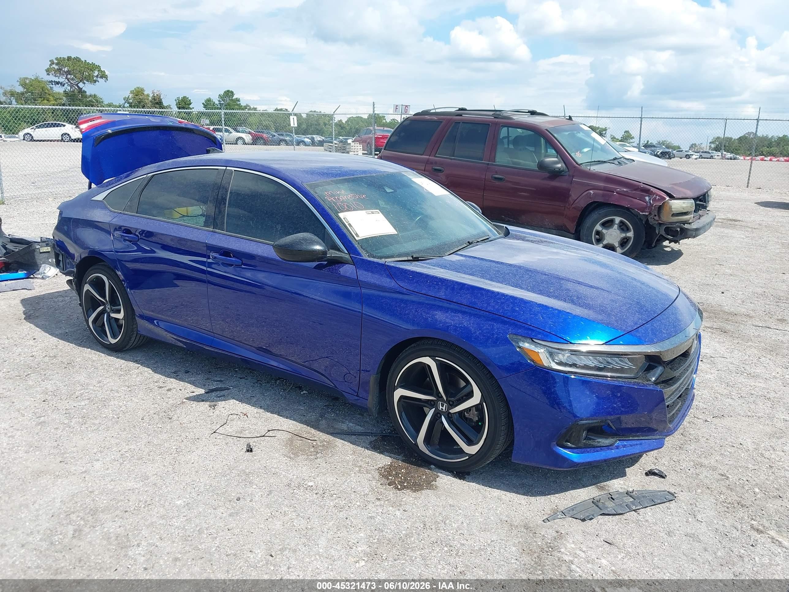 2021 Honda Accord Sport, VIN 1HGCV1F38MA007379 — Зад