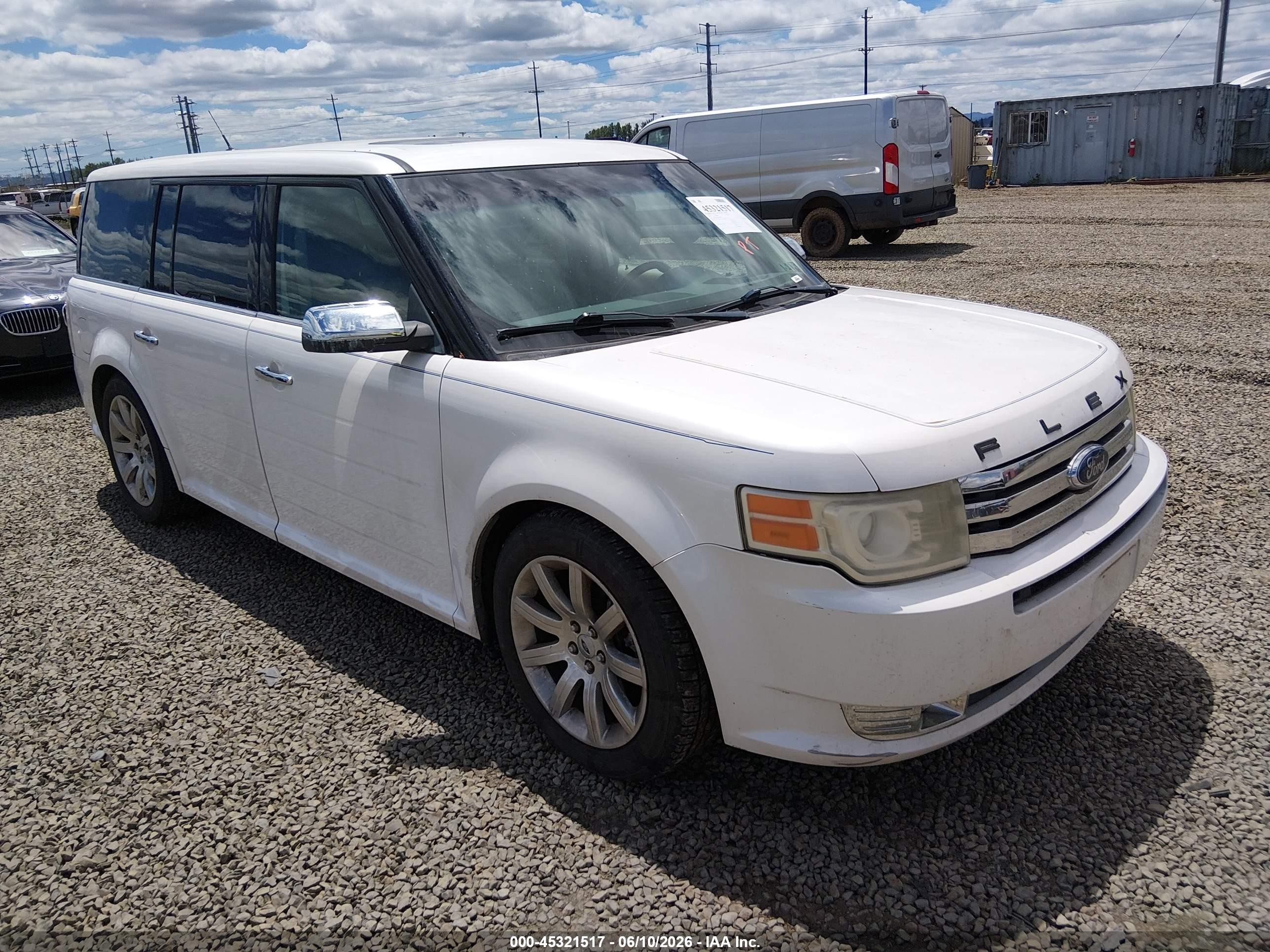 2009 Ford Flex Limited, VIN 2FMEK63C59BA48688 — Normal wear