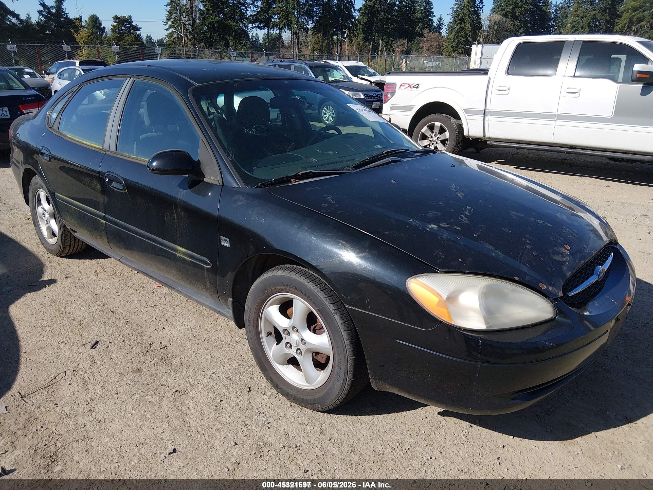 2000 Ford Taurus SES, VIN 1FAFP55S7YG246372 — Not stated