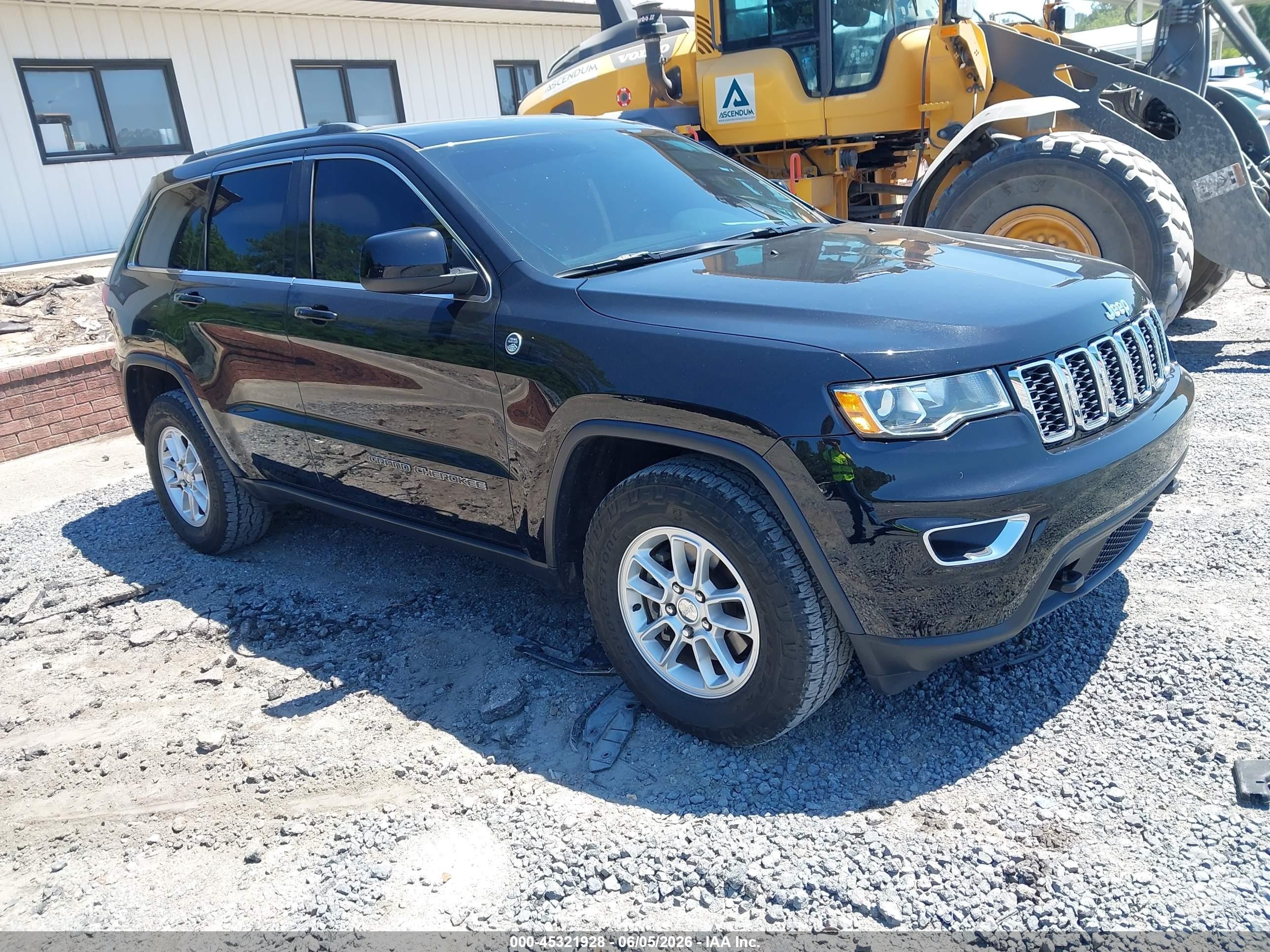 2019 Jeep Grand Cherokee Altitude, VIN 1C4RJFAG5KC807506 — Normal wear