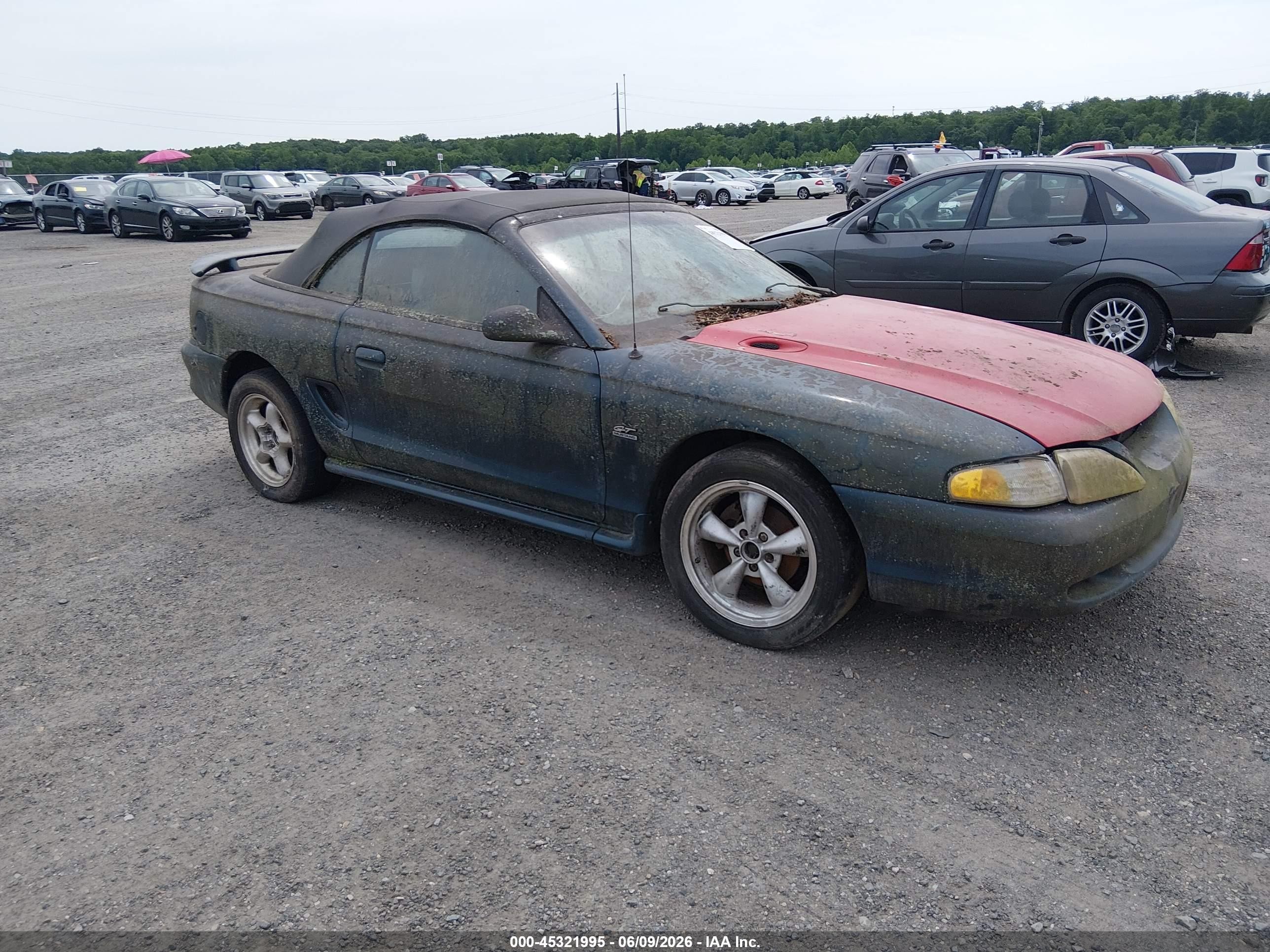 1995 Ford Mustang, VIN 1FALP45T5SF240895 — Normal wear