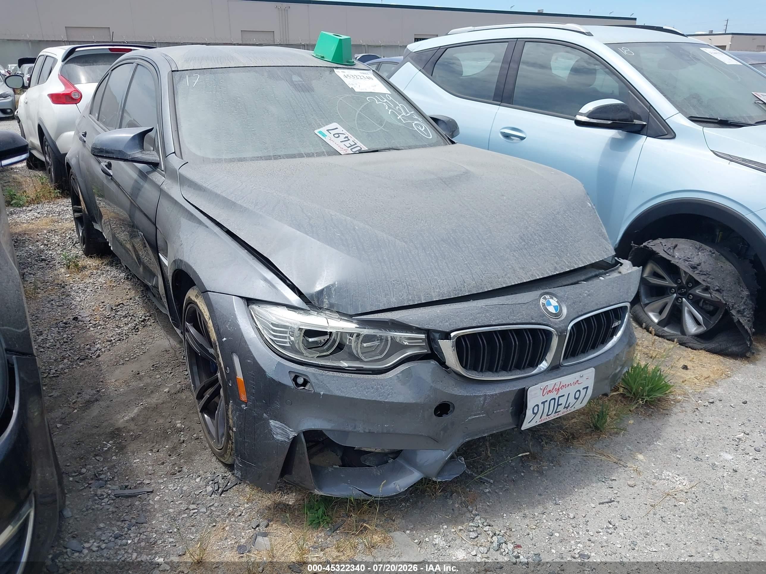 2015 BMW M3, VIN WBS3C9C58FJ276132 — Перед
