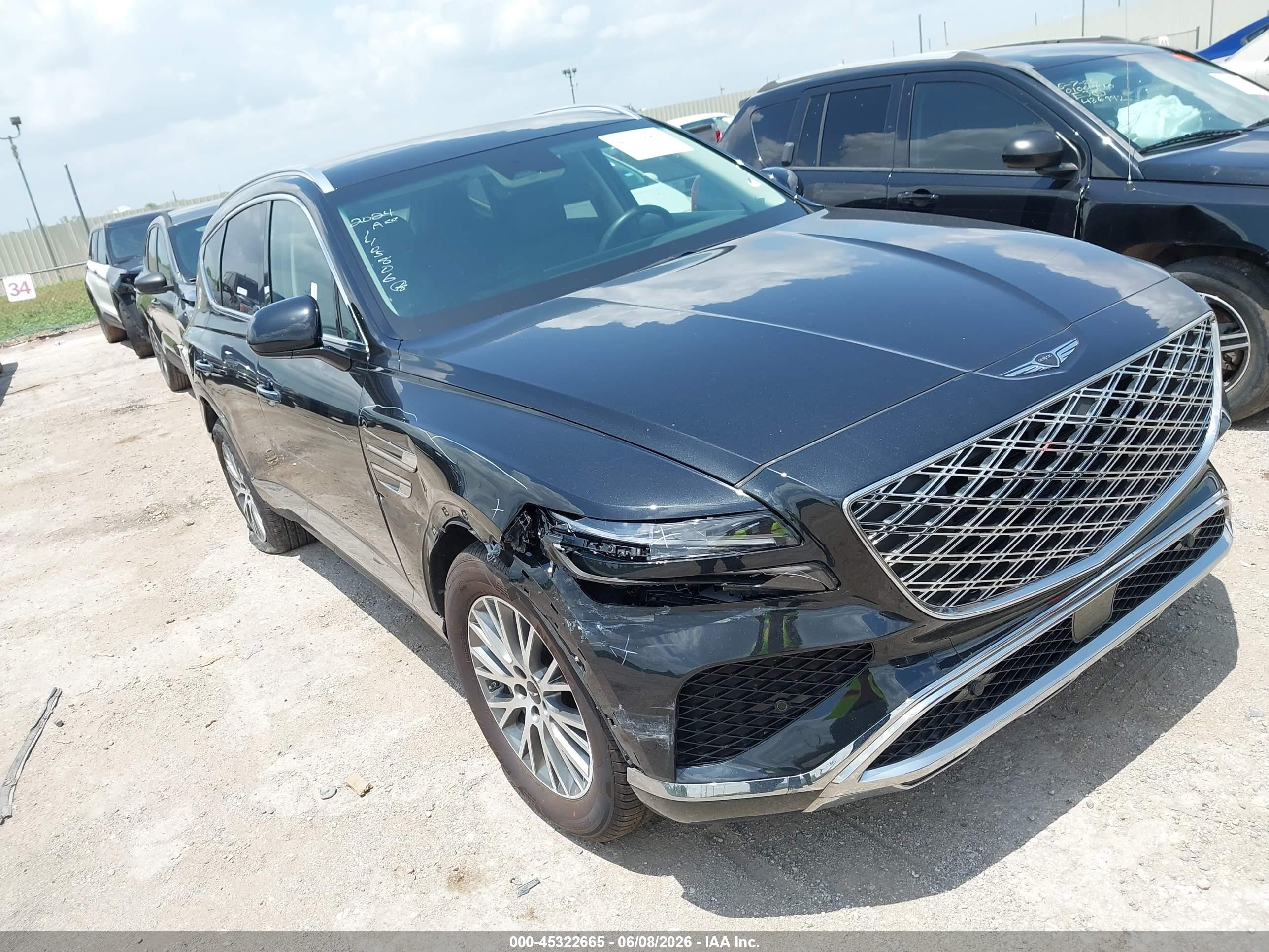 2025 Genesis GV80 Standard, VIN KMUHFESB8SU258580 — Side
