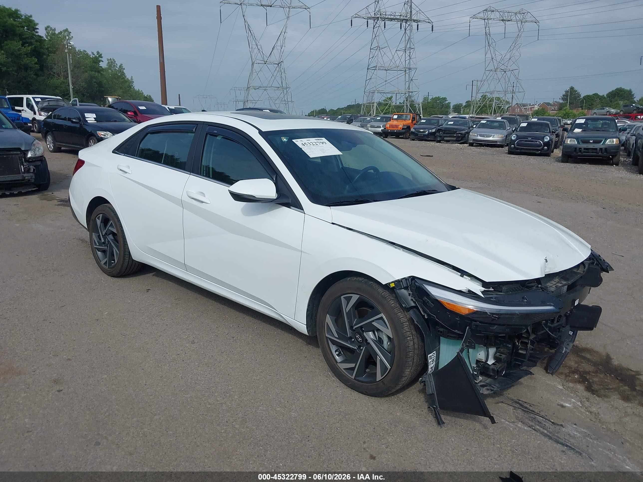 2024 Hyundai Elantra Limited, VIN KMHLN4DJ2RU097521 — Front end