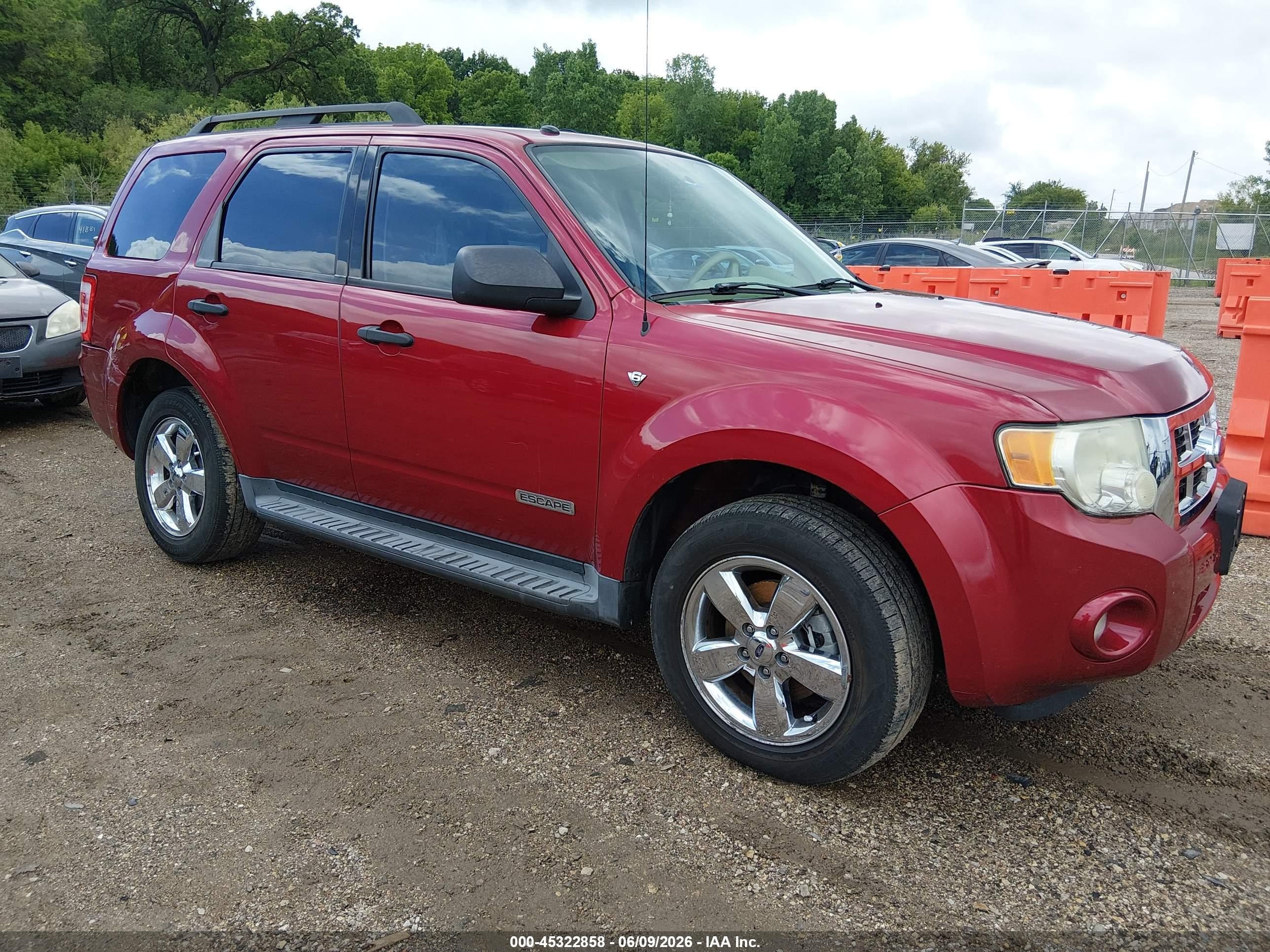 2008 Ford Escape XLT, VIN 1FMCU03178KB86394 — Rear end