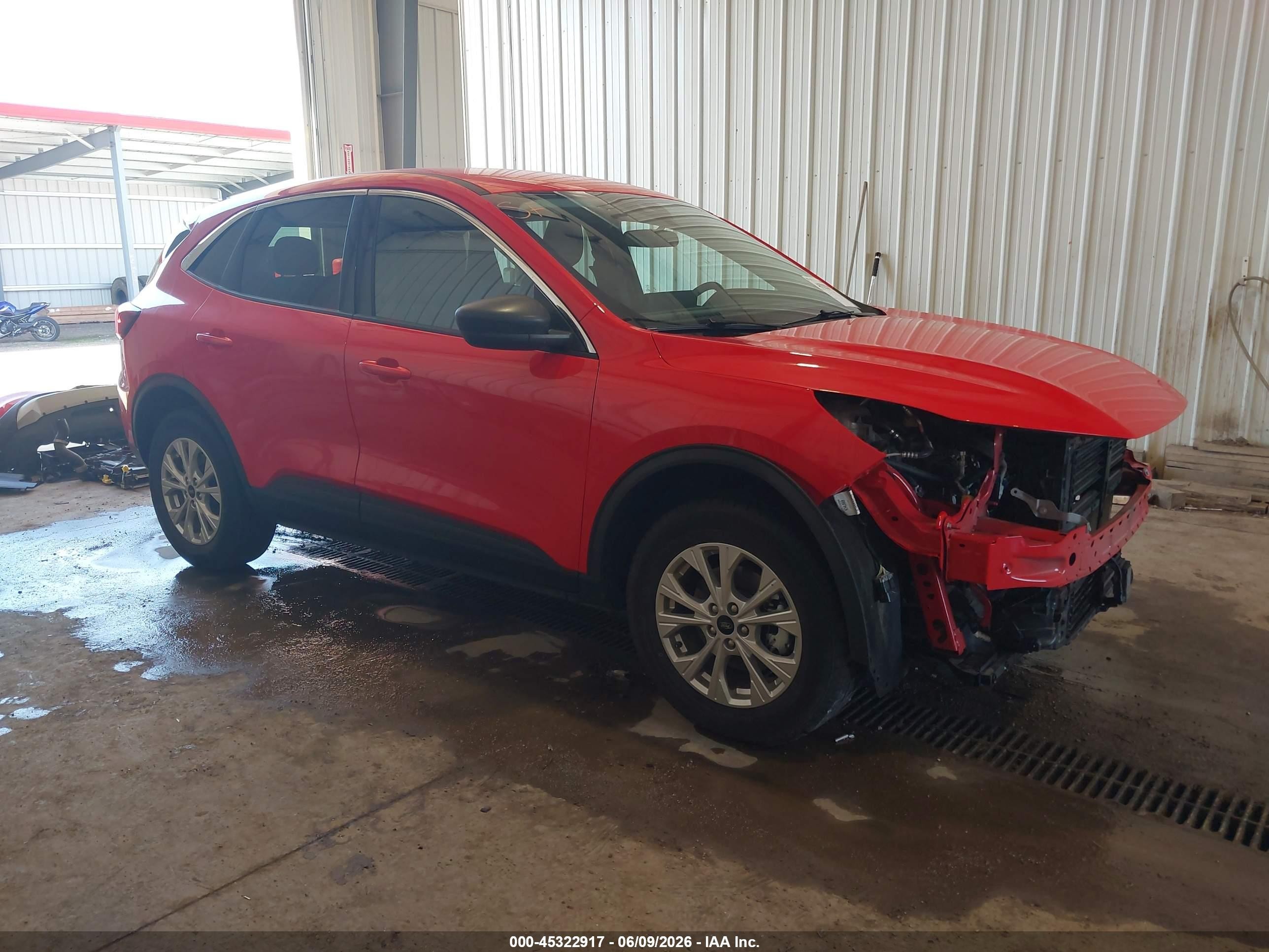 2024 Ford Escape Active, VIN 1FMCU9GN9RUB00851 — Front end