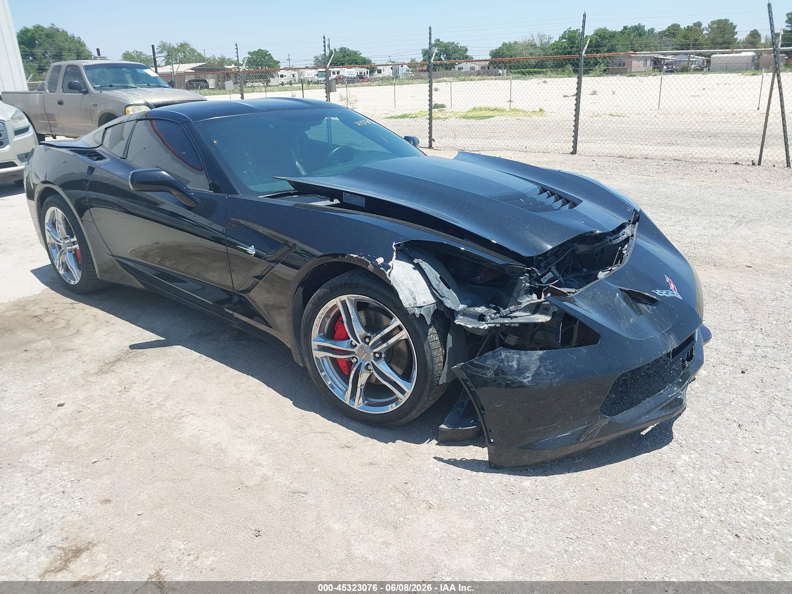 2016 Chevrolet Corvette 3LT, VIN 1G1YF2D74G5103772 — Перед