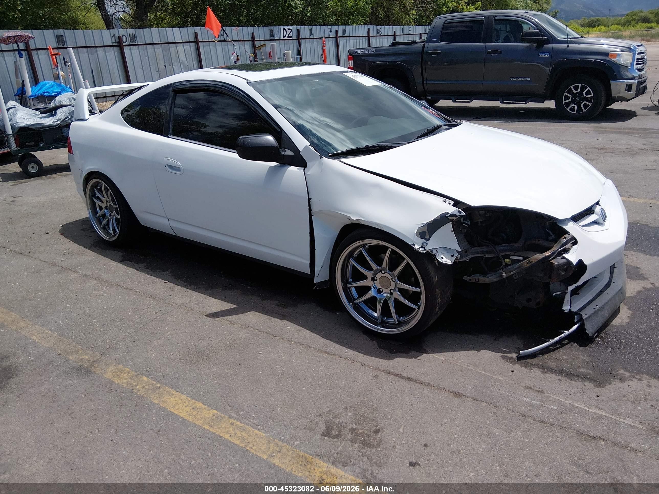 2004 Acura RSX, VIN JH4DC53854S012502 — Перед