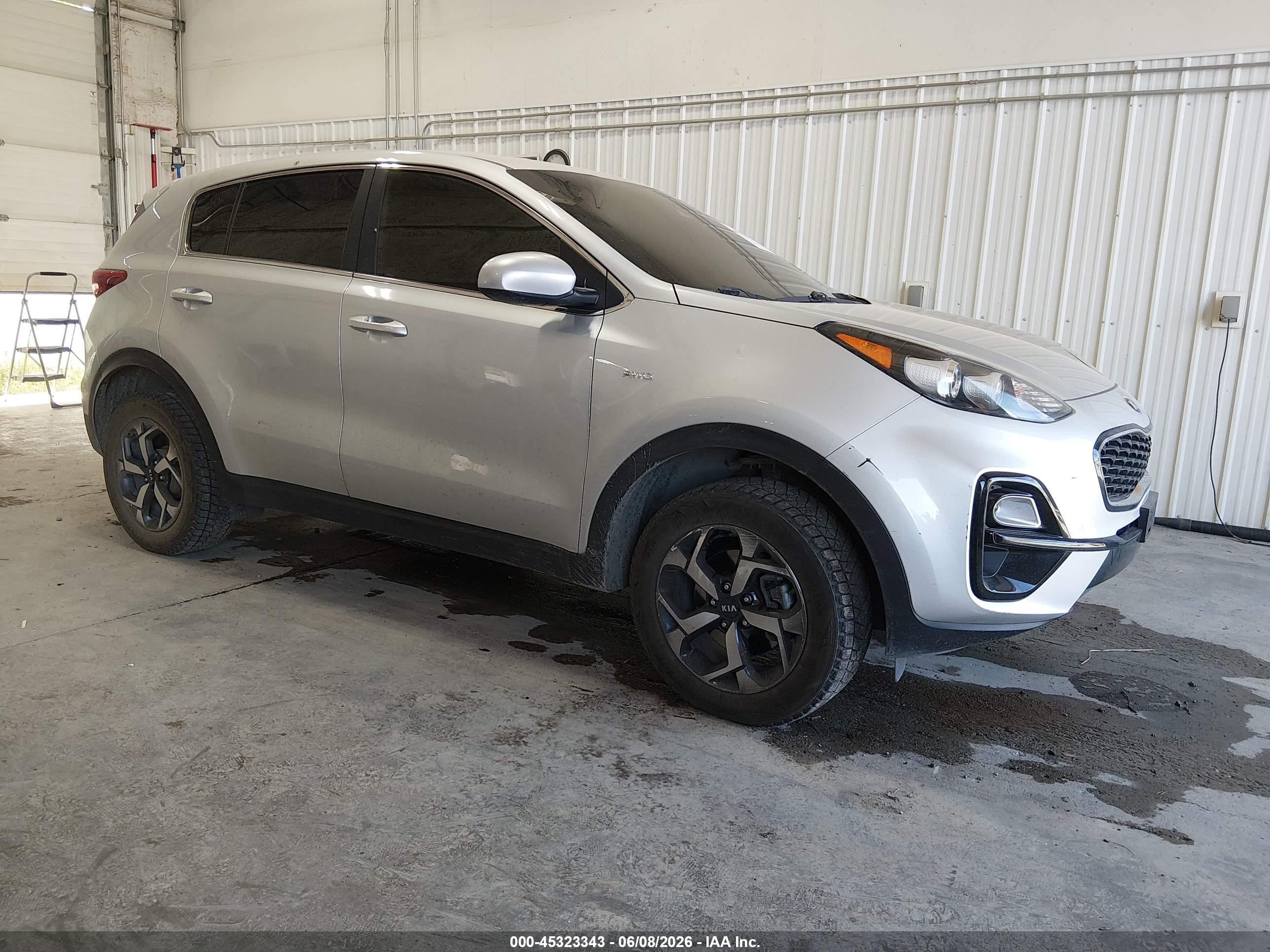 2020 Kia Sportage LX, VIN KNDPMCAC8L7798384 — Пожар в салоне