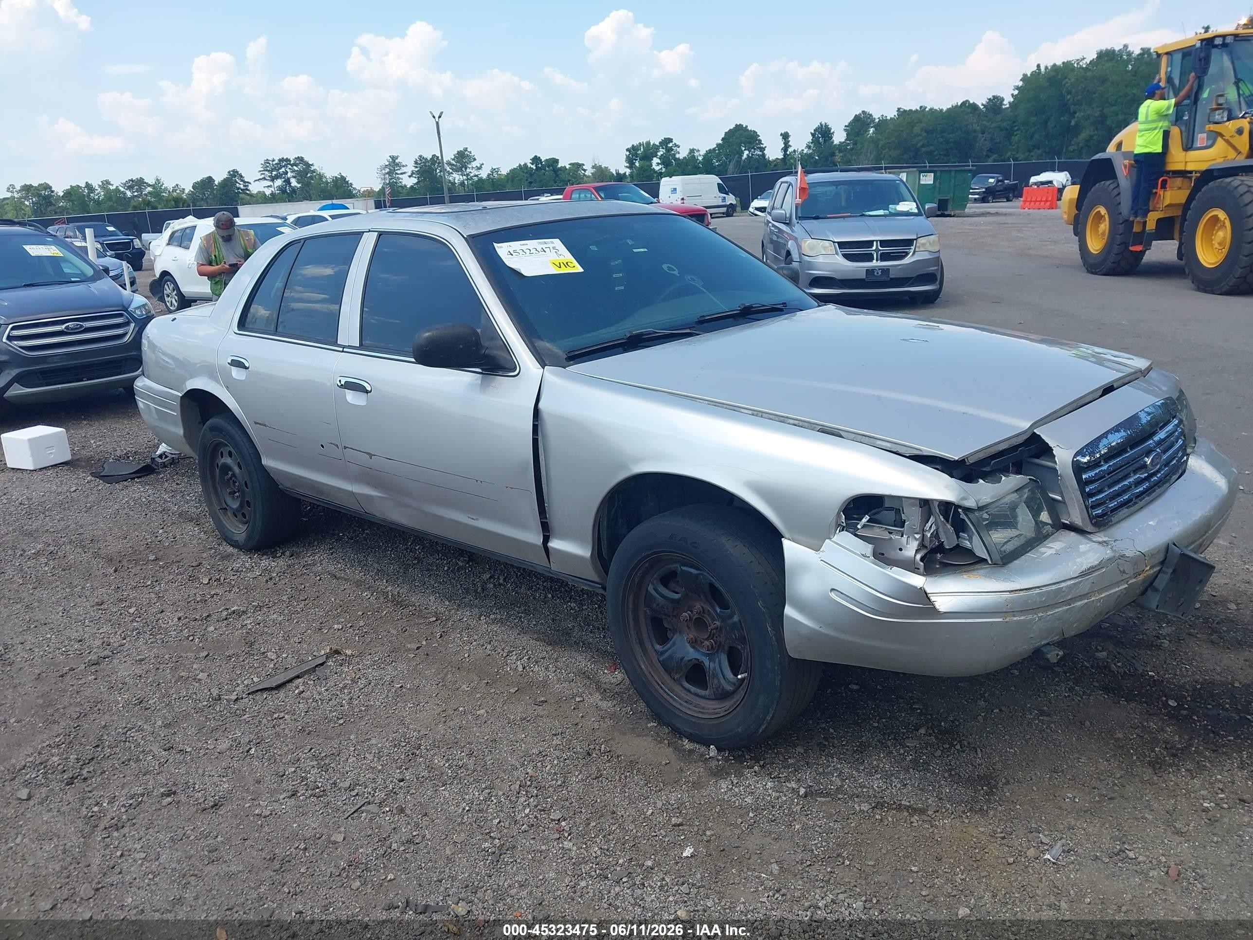 2011 Ford Police Interceptor, VIN 2FABP7BV1BX125590 — Front end