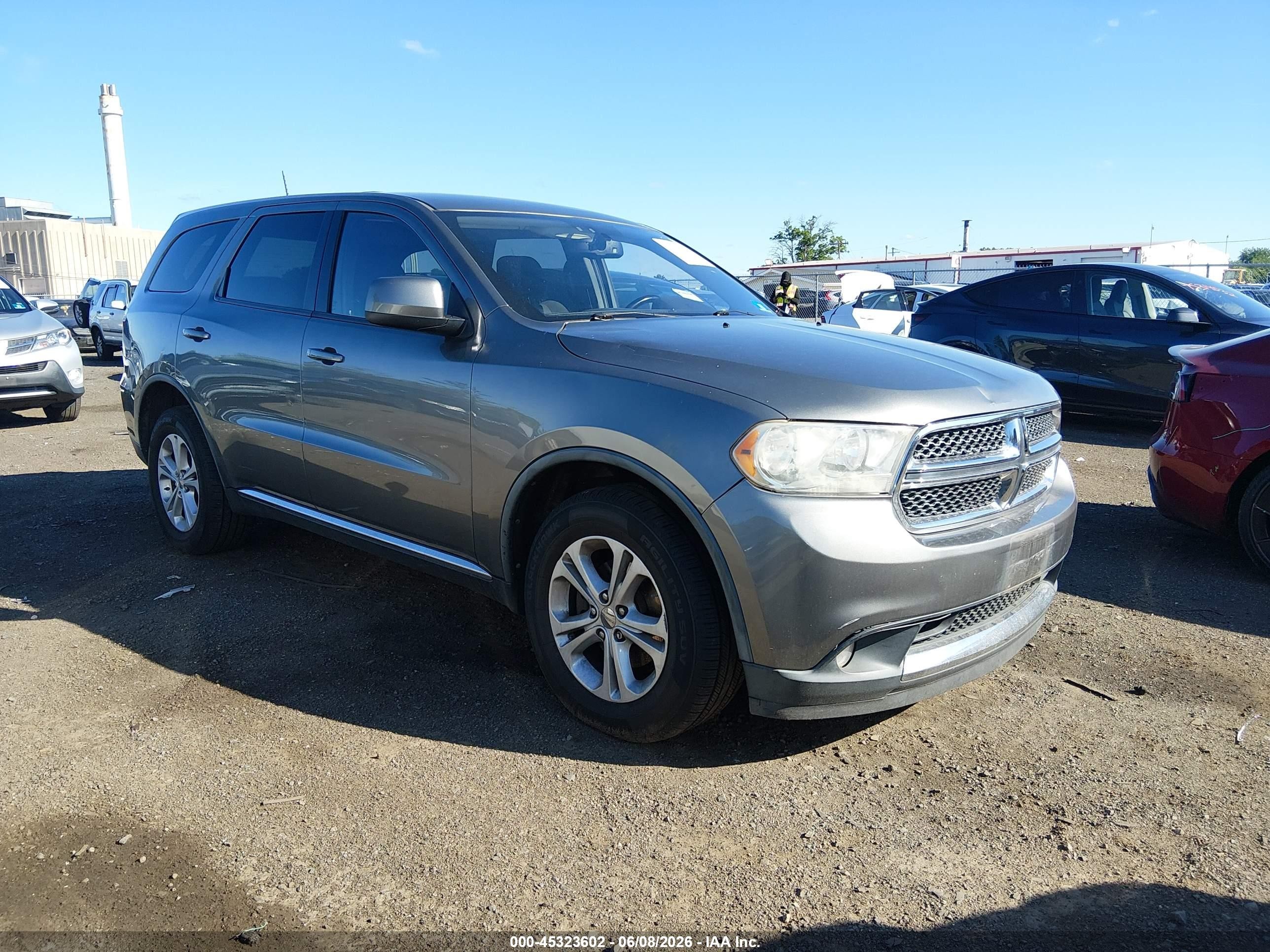 2012 Dodge Durango SXT, VIN 1C4RDHAG8CC204876 — Side