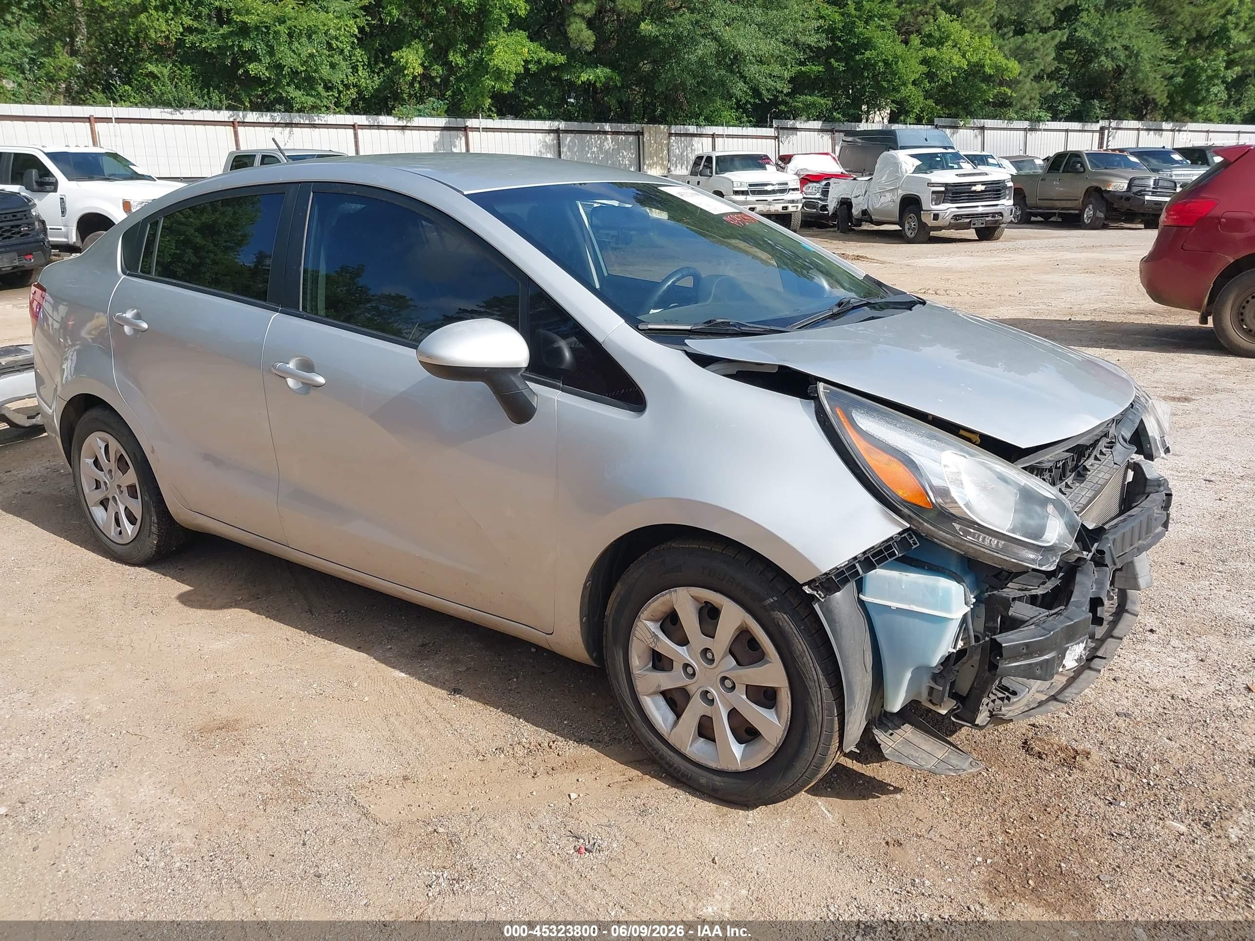 2013 Kia Rio LX, VIN KNADM4A33D6185960 — Front end