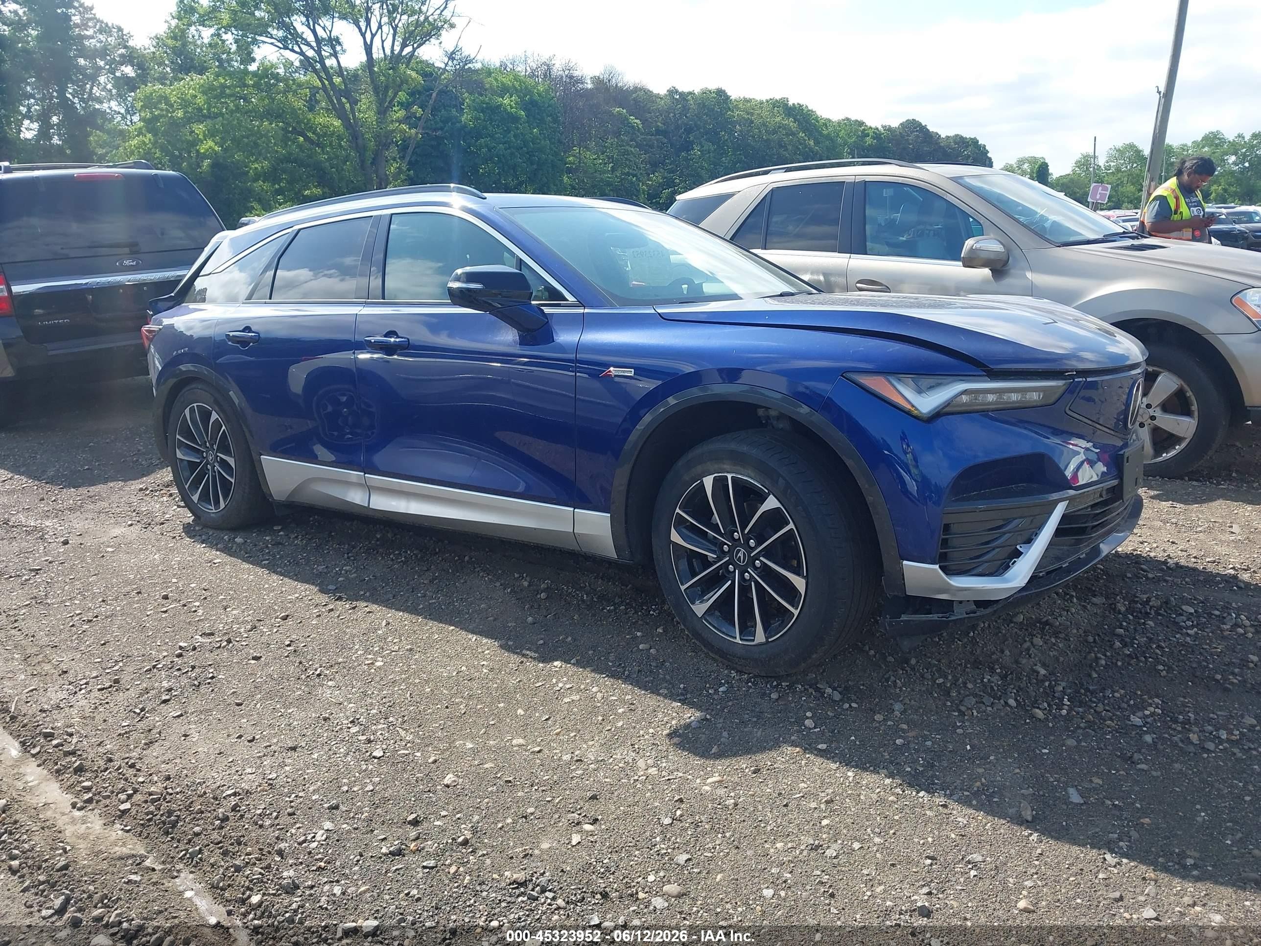 2024 Acura ZDX w/A-Spec Package, VIN 4W5KHNRL7RZ514337 — Rear end
