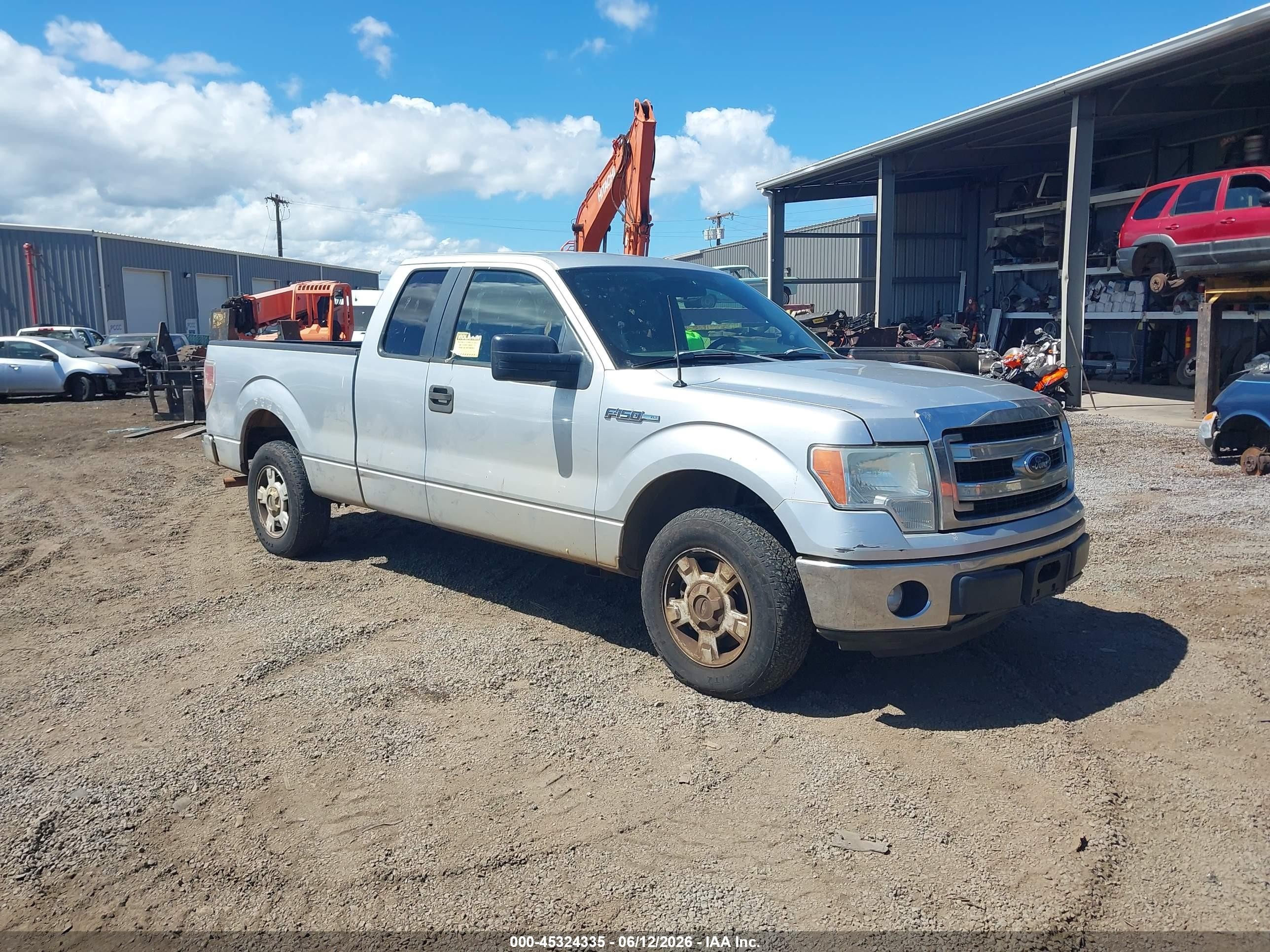2013 Ford F-150 XL, VIN 1FTEX1CM0DFA80571 — Side