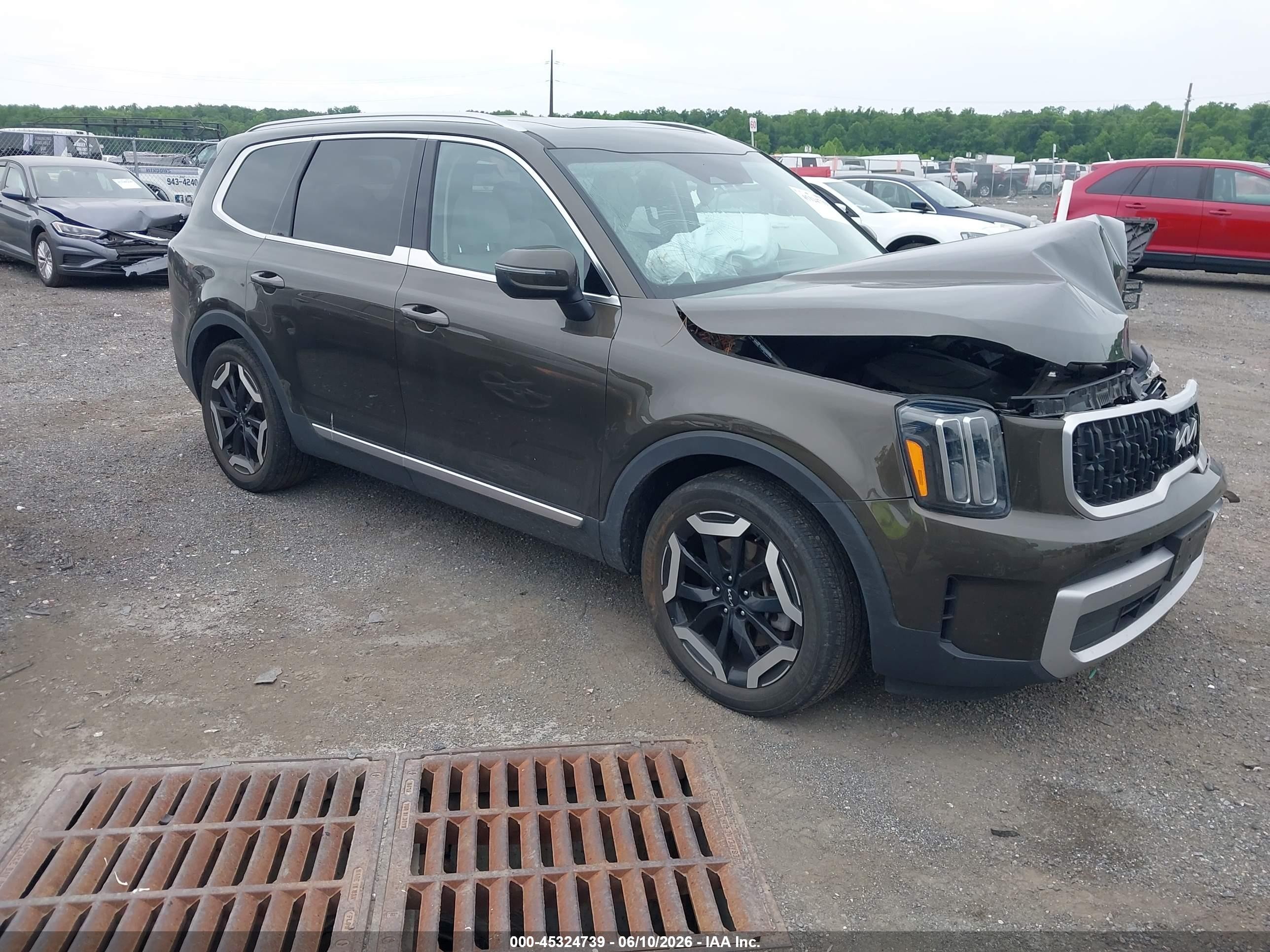 2023 Kia Telluride EX X-Line, VIN 5XYP3DGC9PG339129 — Front end