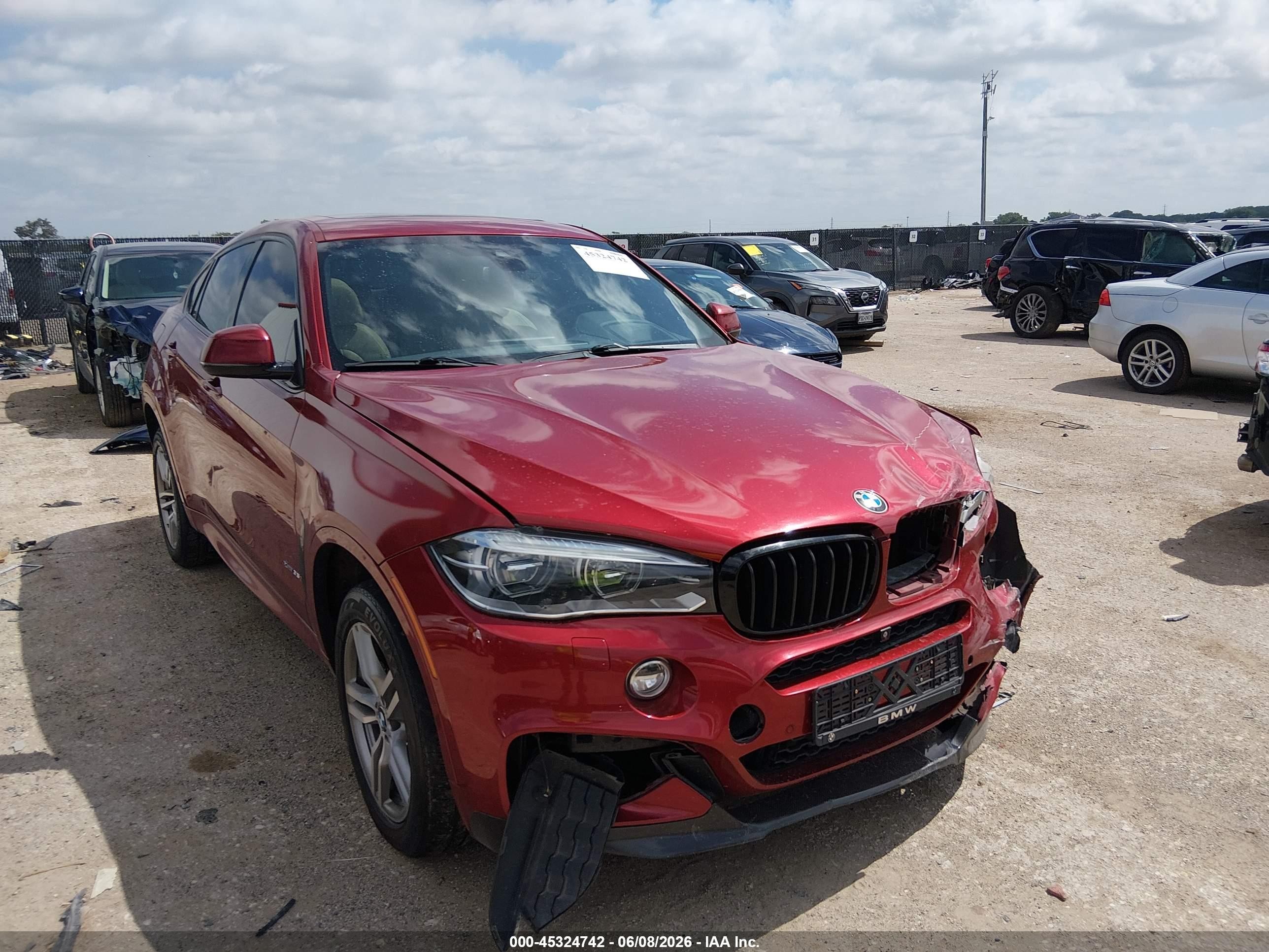 2015 BMW X6 xDrive35i, VIN 5UXKU2C50F0F94969 — Front end