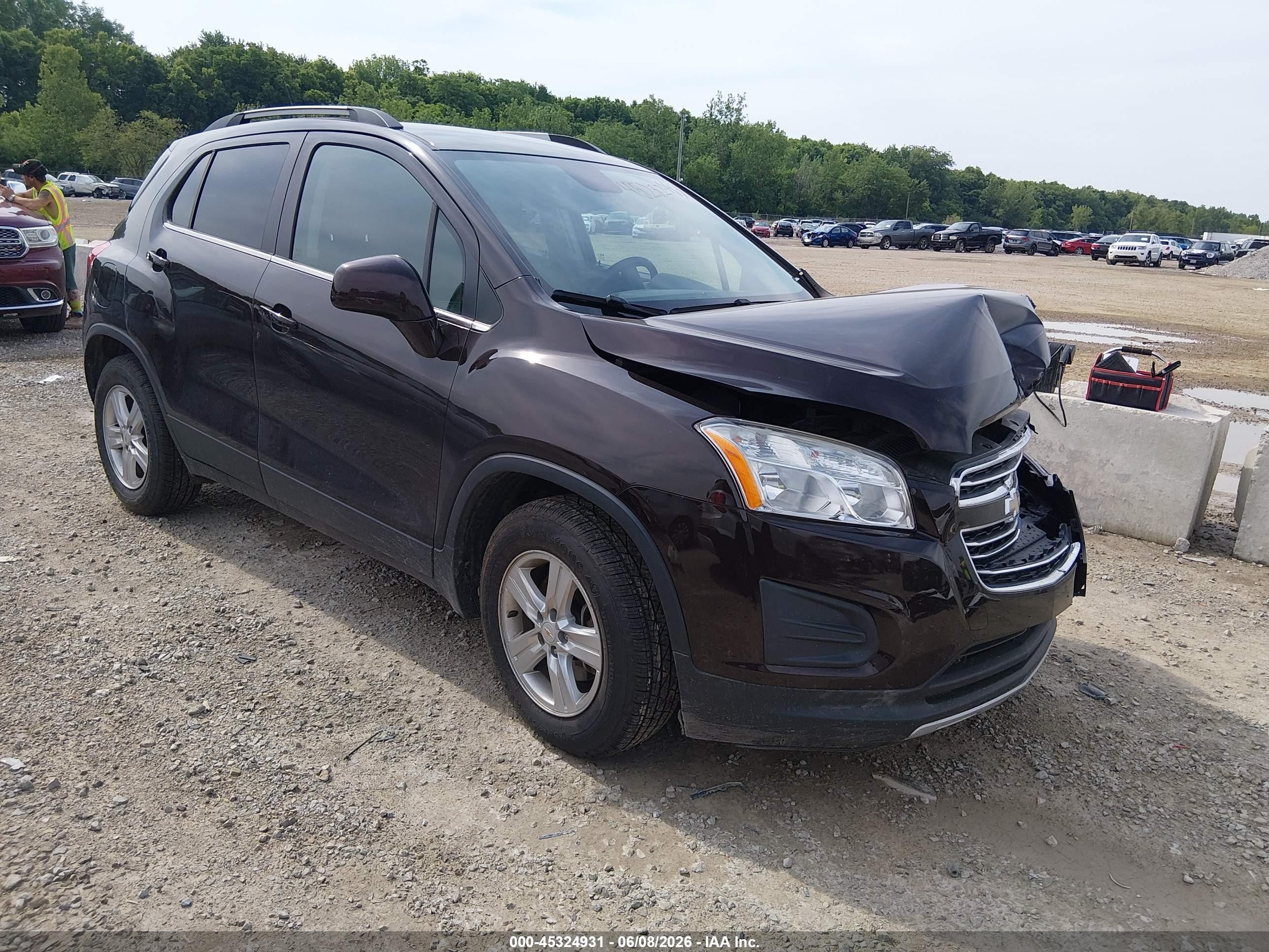 2015 Chevrolet Trax LT, VIN KL7CJLSB5FB117139 — Front end