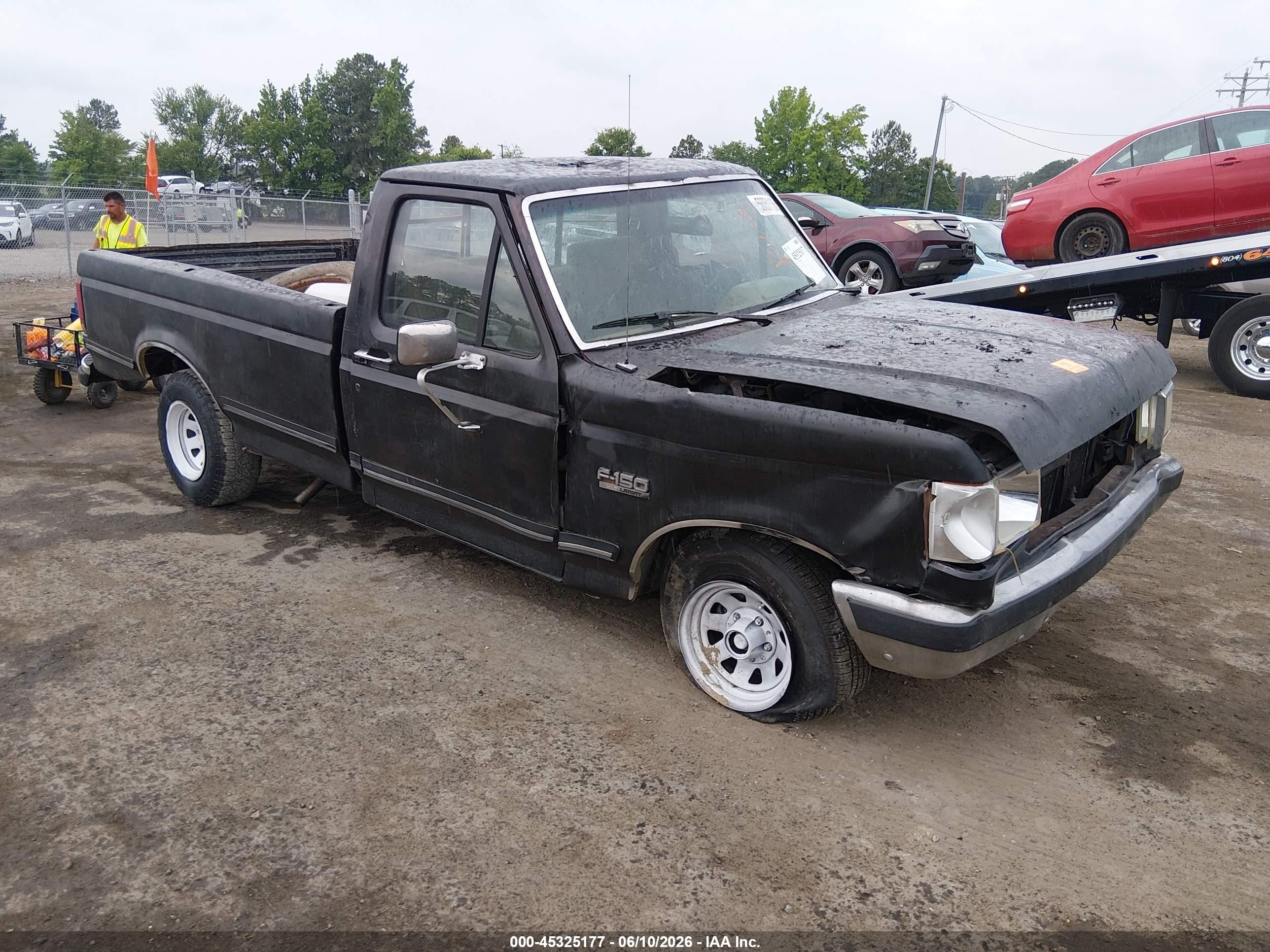 1989 Ford F-150, VIN 1FTDF15N8KNA64352 — All over