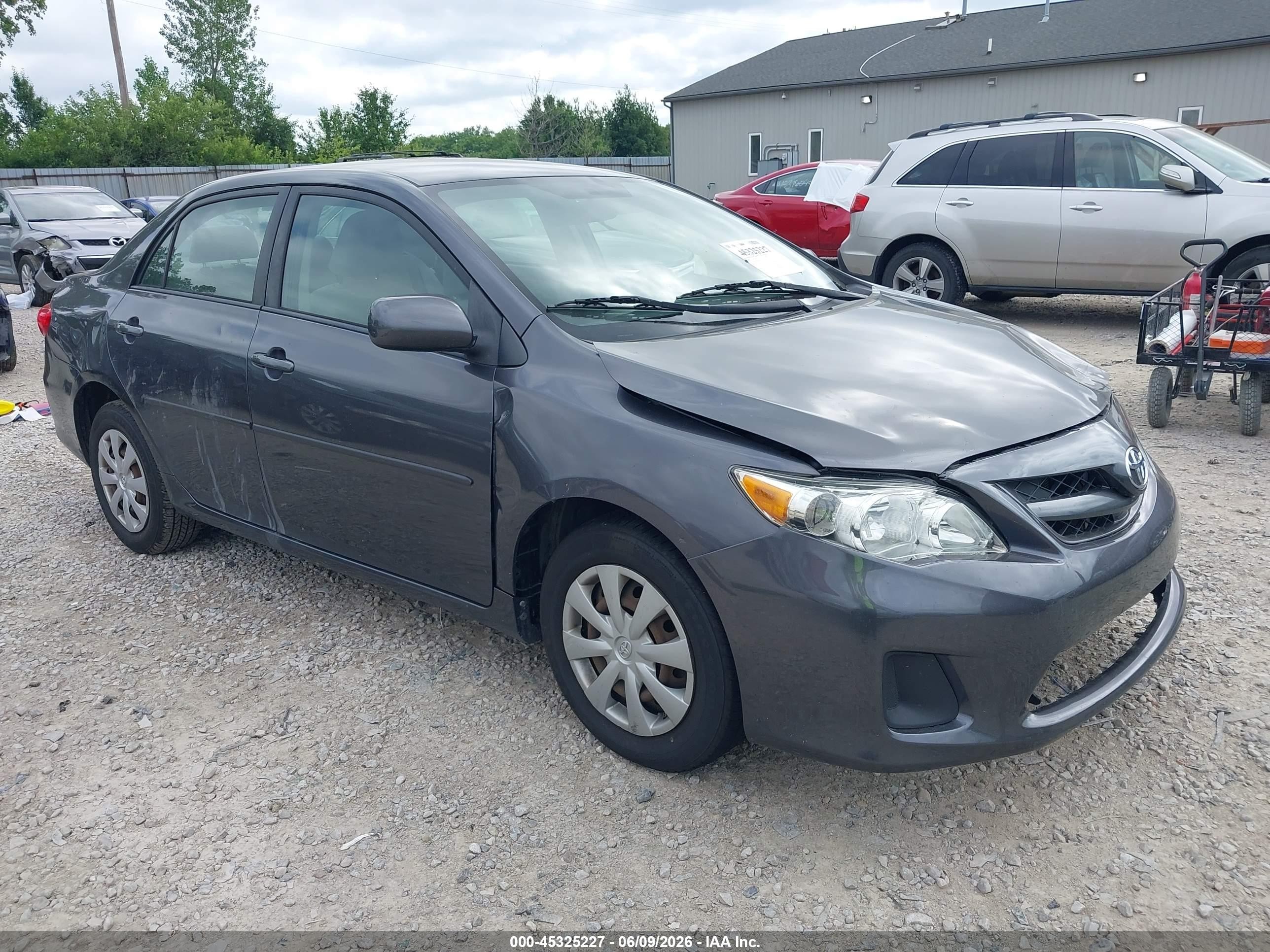 2011 Toyota Corolla LE, VIN JTDBU4EE4B9146151 — Front end