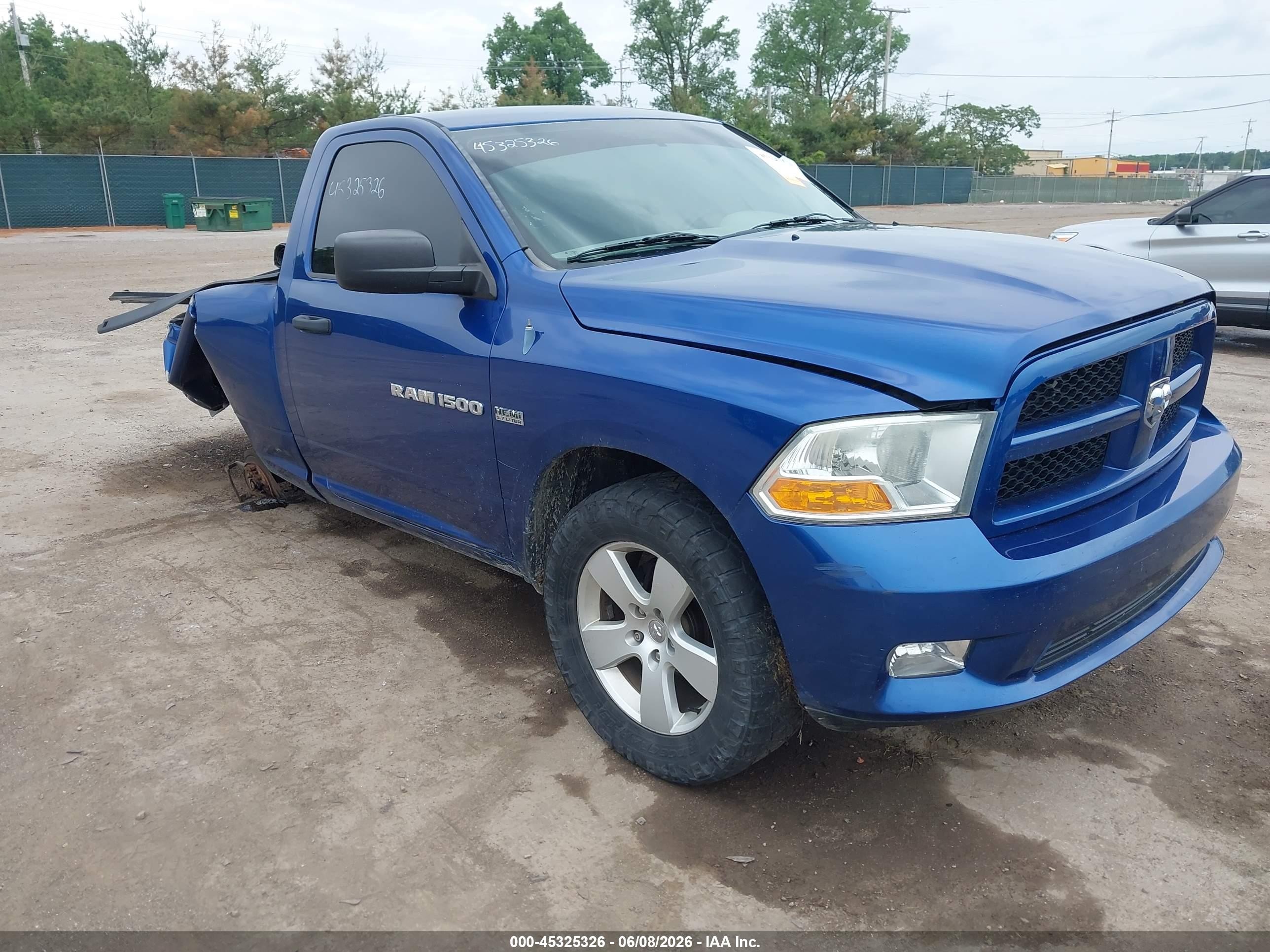 2011 Ram 1500 Sport, VIN 3D7JV1ET5BG632737 — Rear end