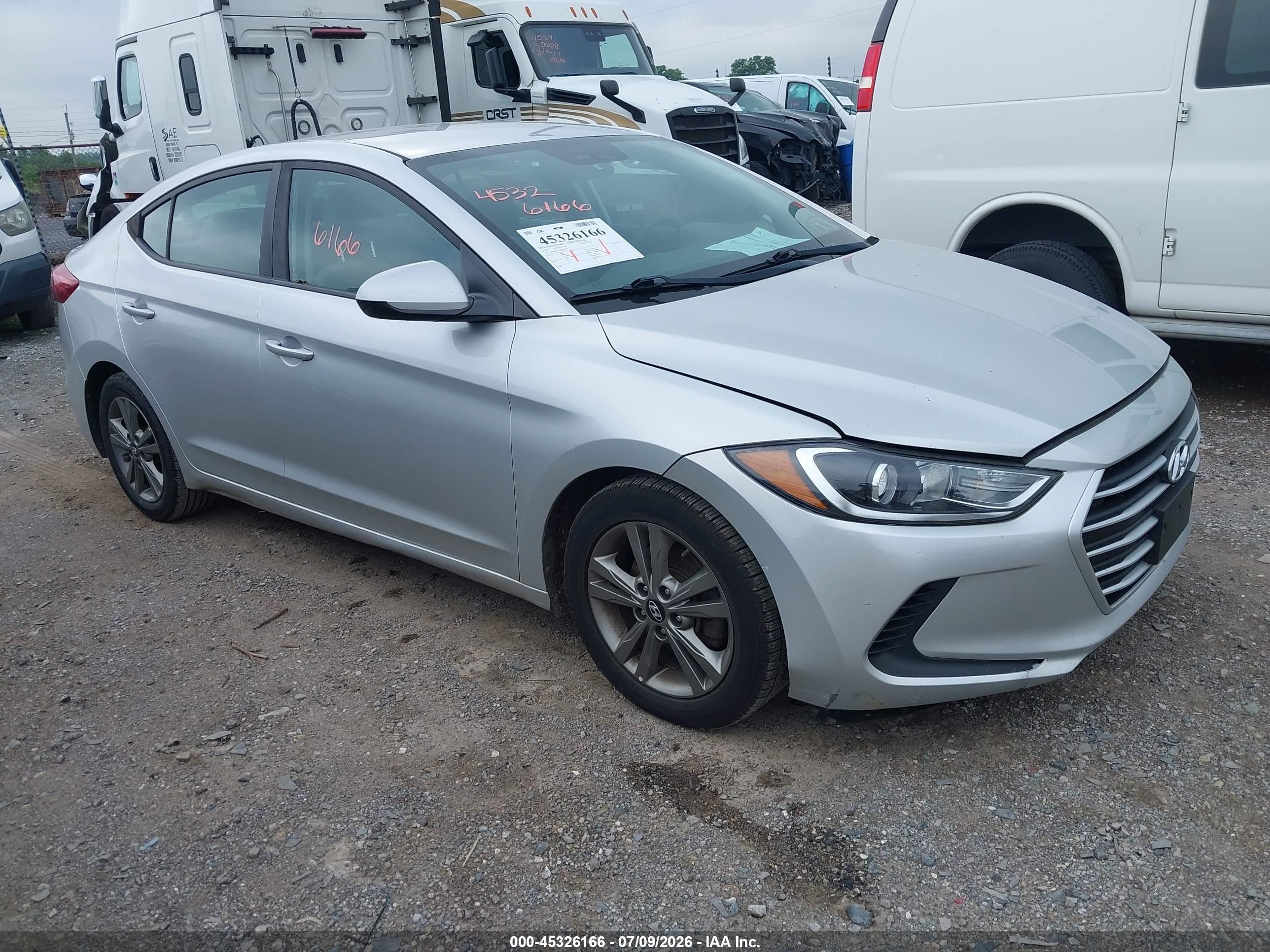2018 Hyundai Elantra SEL, VIN 5NPD84LF4JH319925 — Rear end