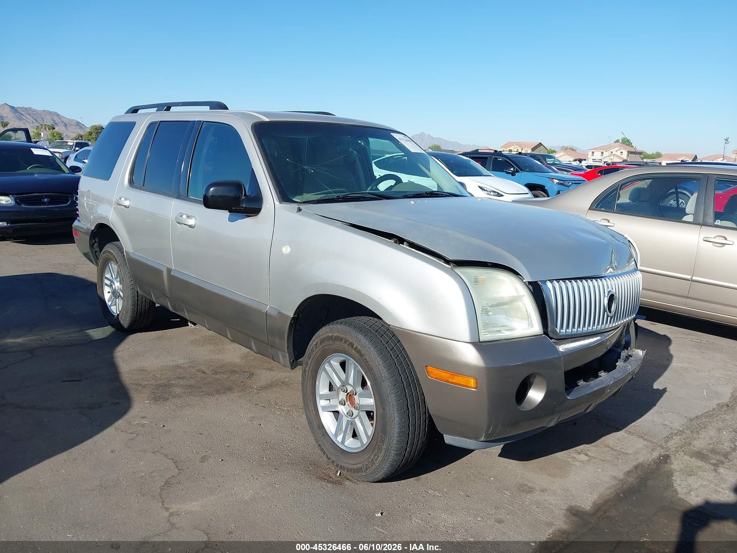 2003 Mercury Mountaineer Convenience, VIN 4M2ZU66K63UJ15510 — Перед