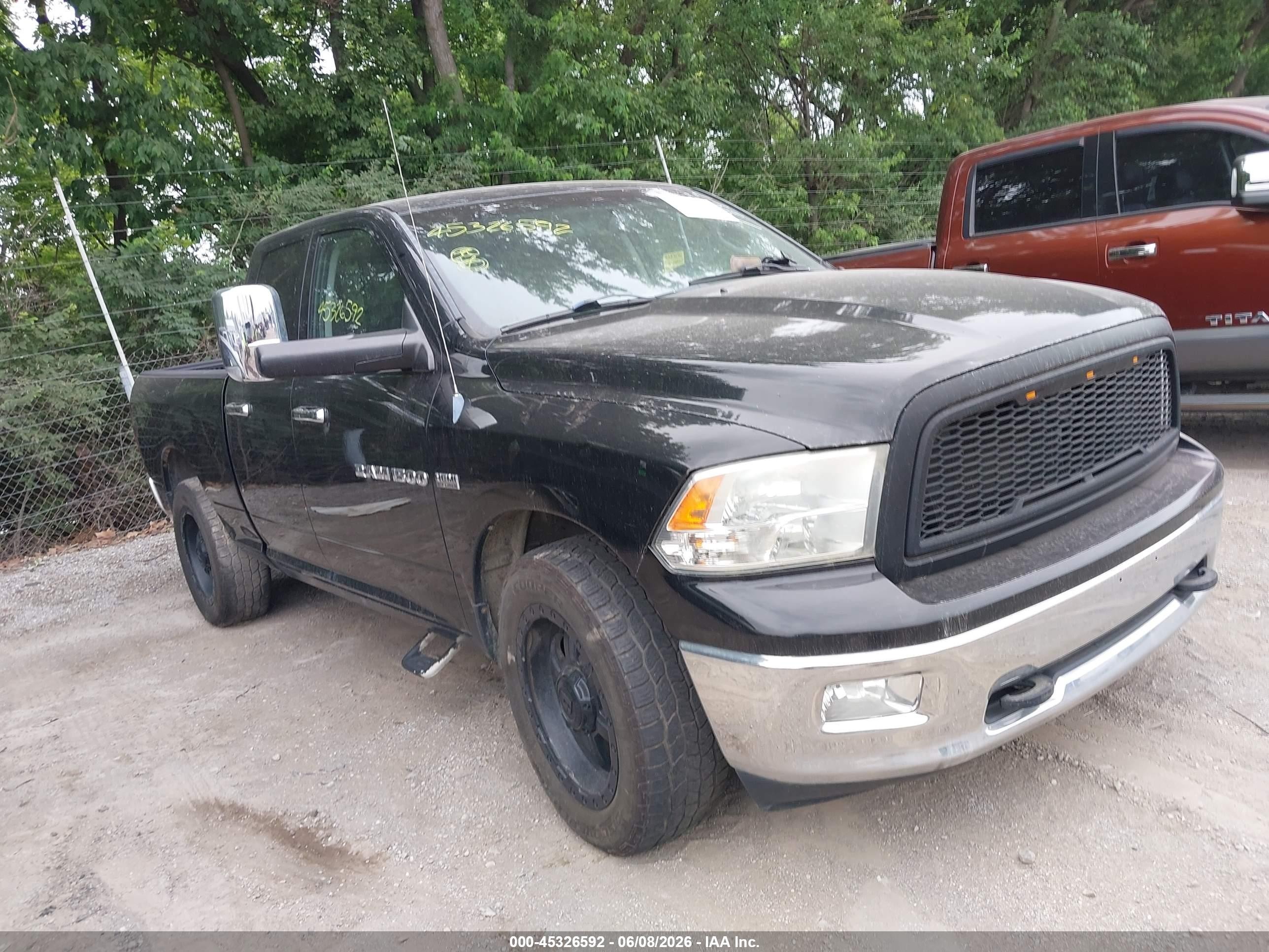 2012 Ram 1500 Big Horn, VIN 1C6RD7GT1CS202480 — Front end