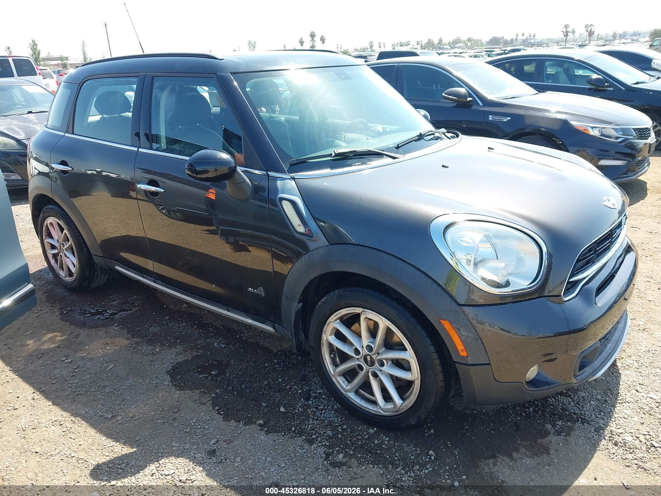 2015 MINI Countryman S, VIN WMWZC5C51FWP45278 — Normal wear
