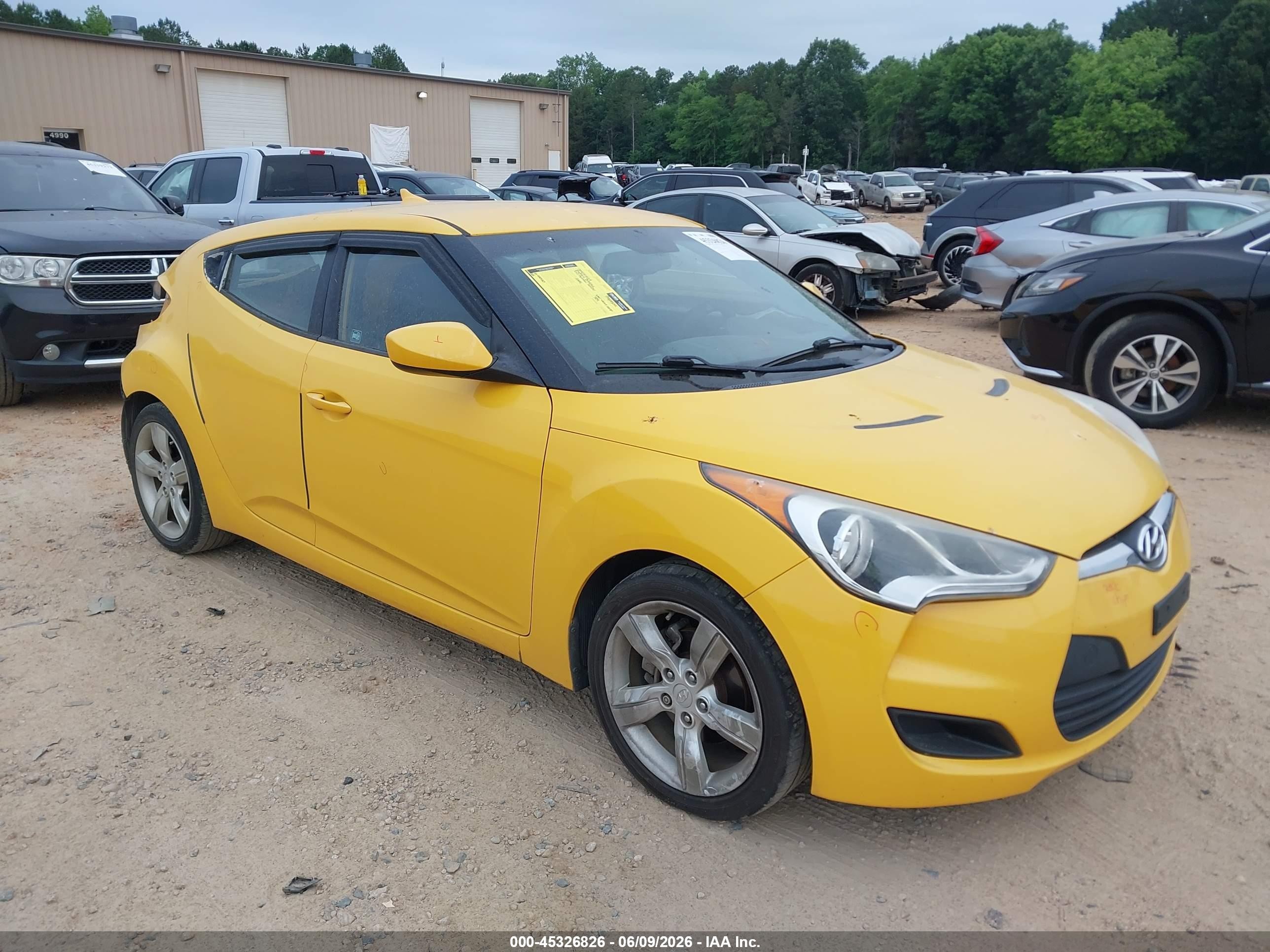 2012 Hyundai Veloster w/Black Int, VIN KMHTC6AD3CU020793 — Фото с аукциона 1 of 5