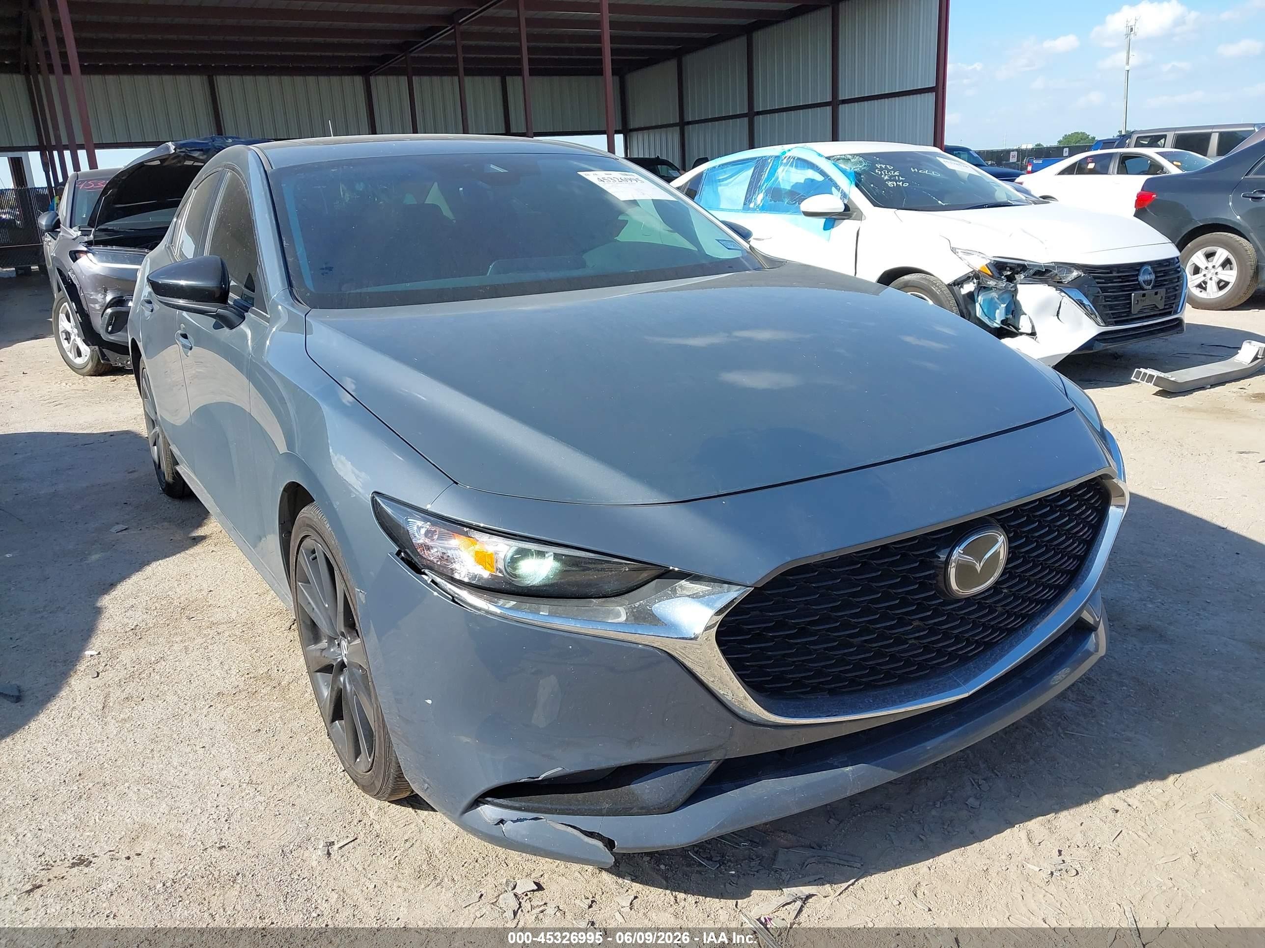 2023 Mazda 3 S Carbon Edition, VIN 3MZBPBCM7PM363754 — Side