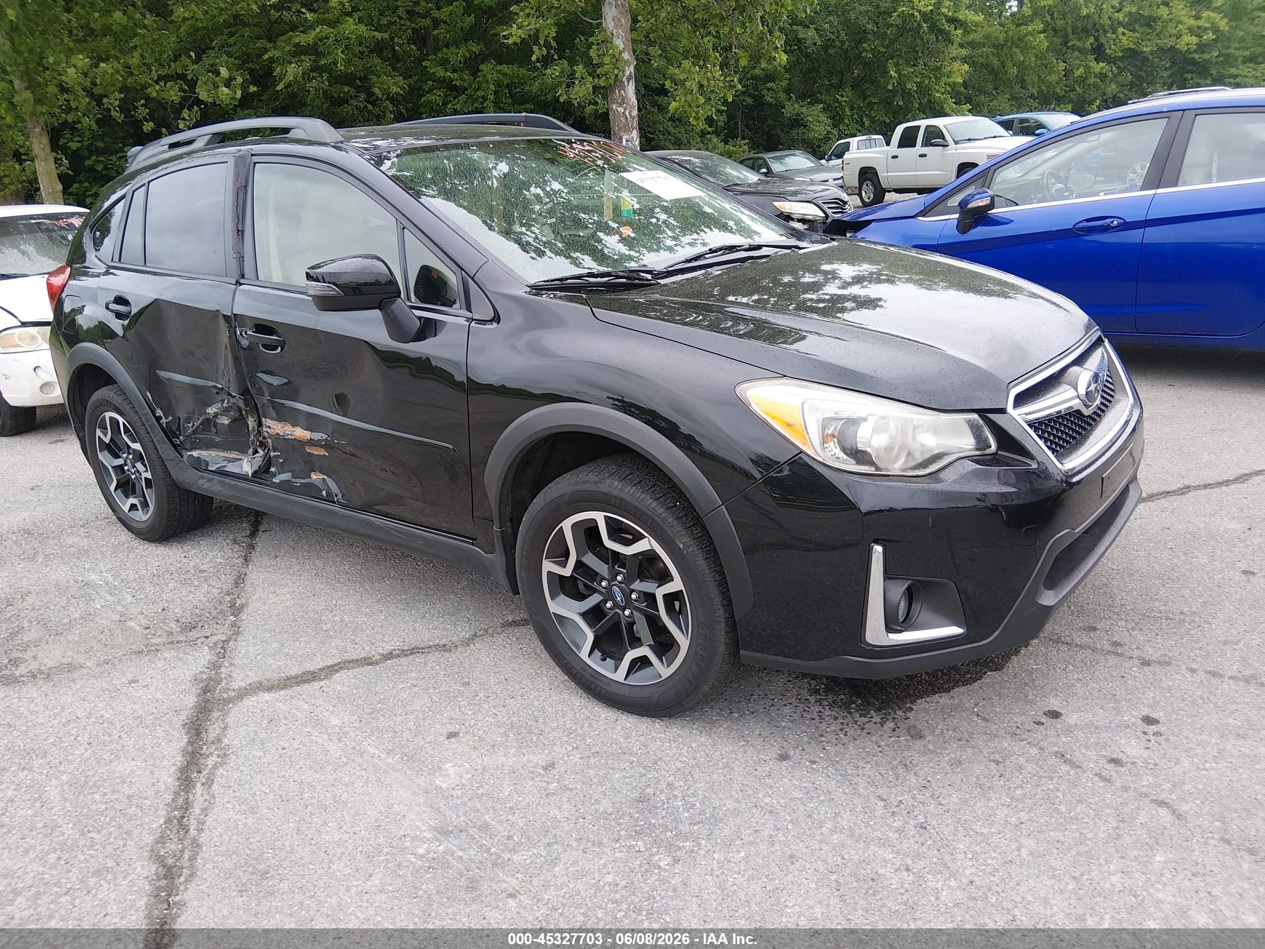 2016 Subaru Crosstrek Limited, VIN JF2GPANC0GH313033 — Side