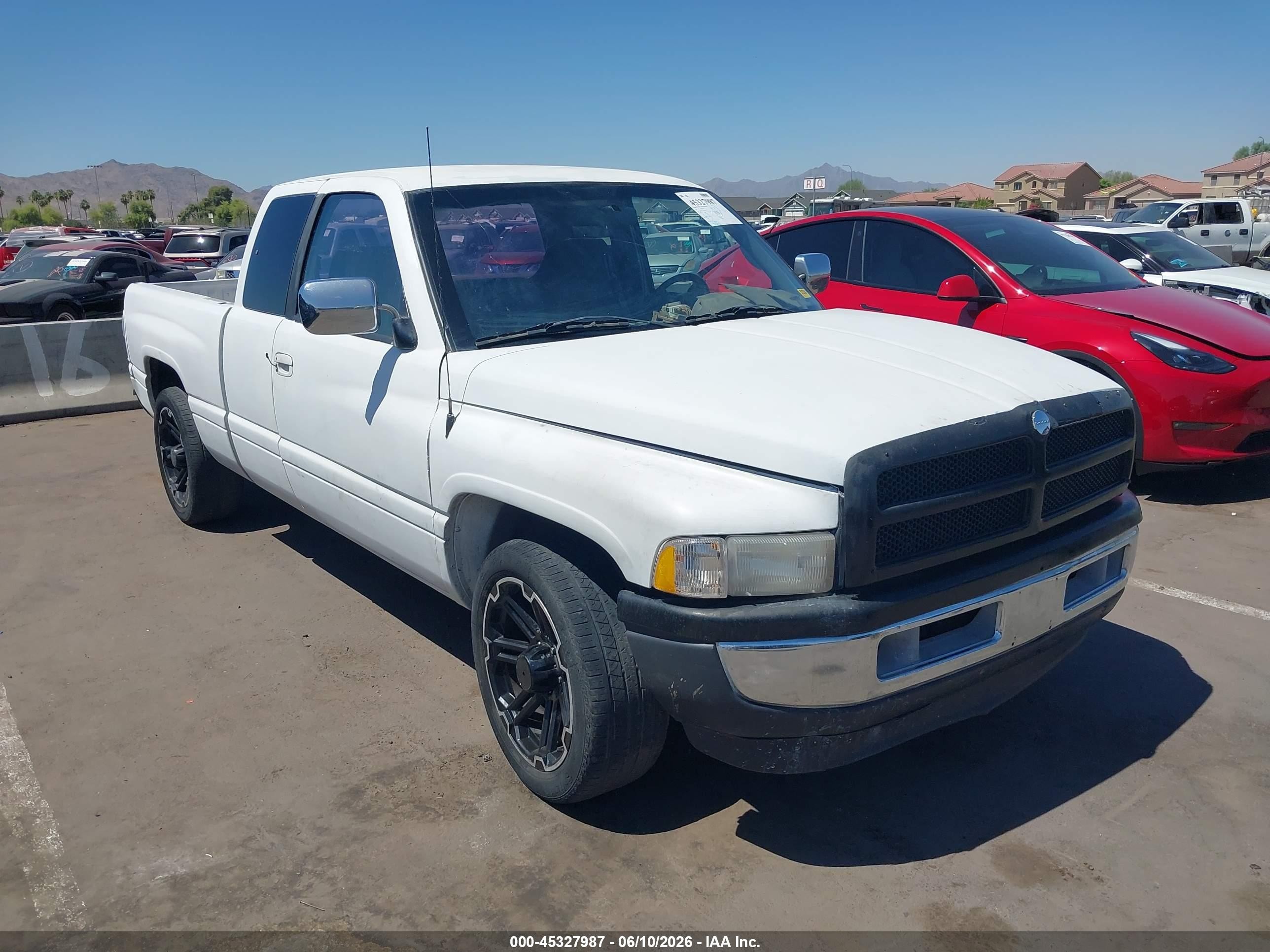1997 Dodge 1500, VIN 3B7HC13Y8VG744305 — Rear end