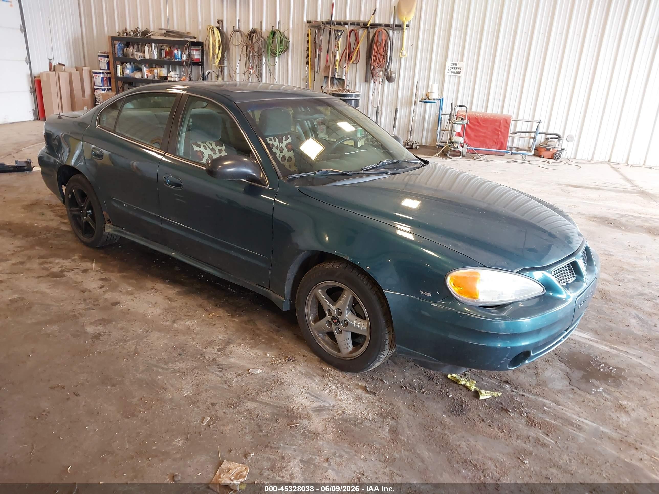 2003 Pontiac Grand Am SE1, VIN 1G2NF52EX3M707098 — Normal wear