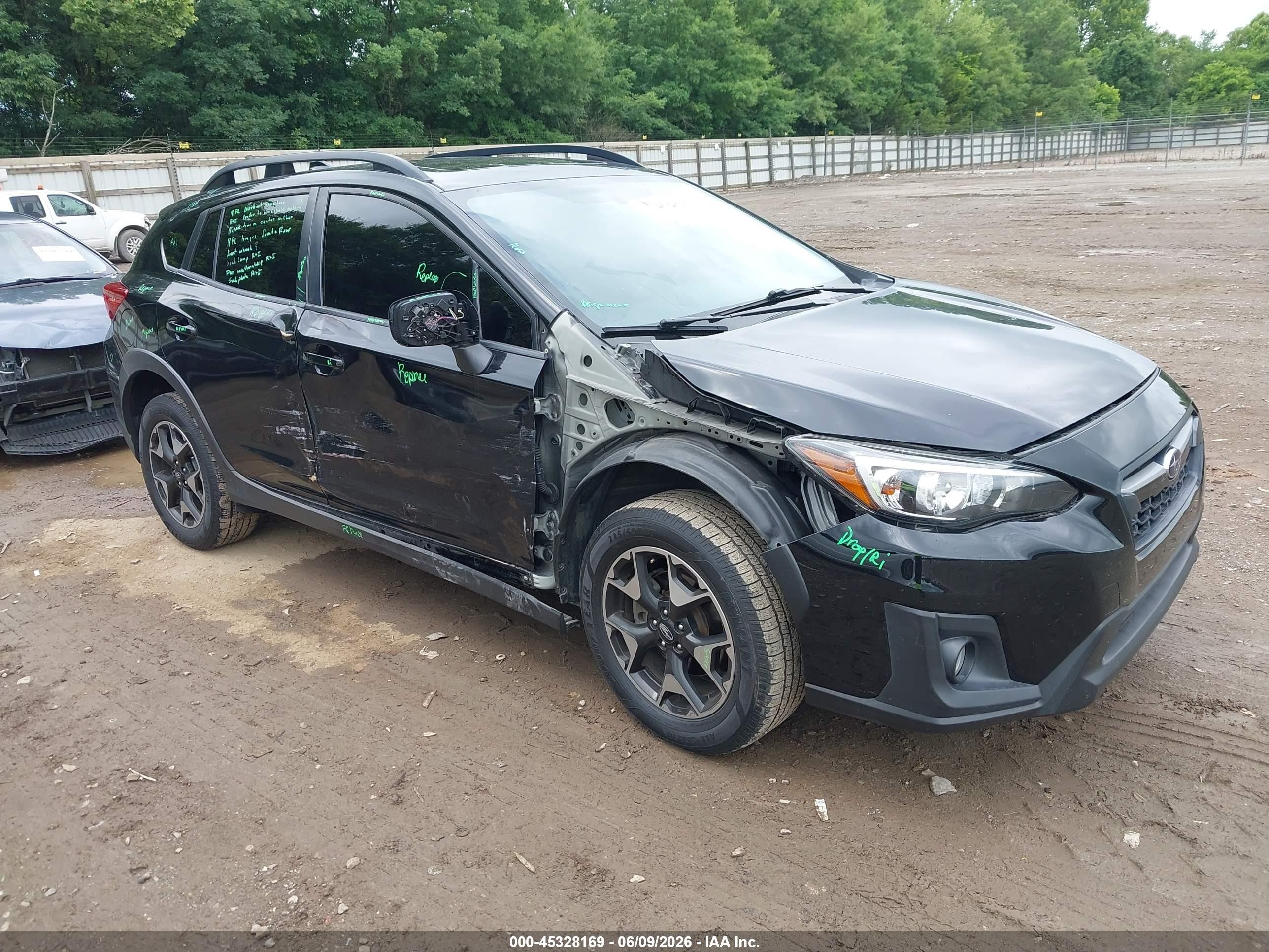 2019 Subaru Crosstrek Premium, VIN JF2GTADC9K8240976 — Side