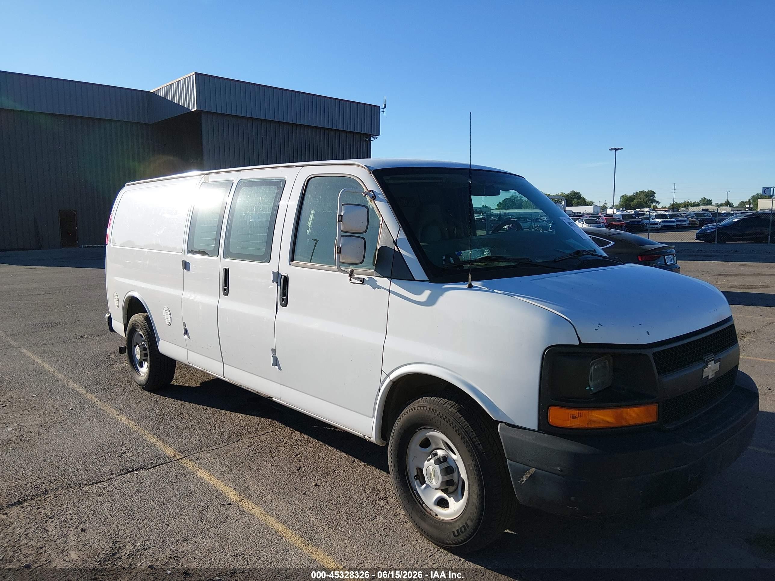 2008 Chevrolet City Express Cargo, VIN 1GBHG39C081182564 — Обычный износ