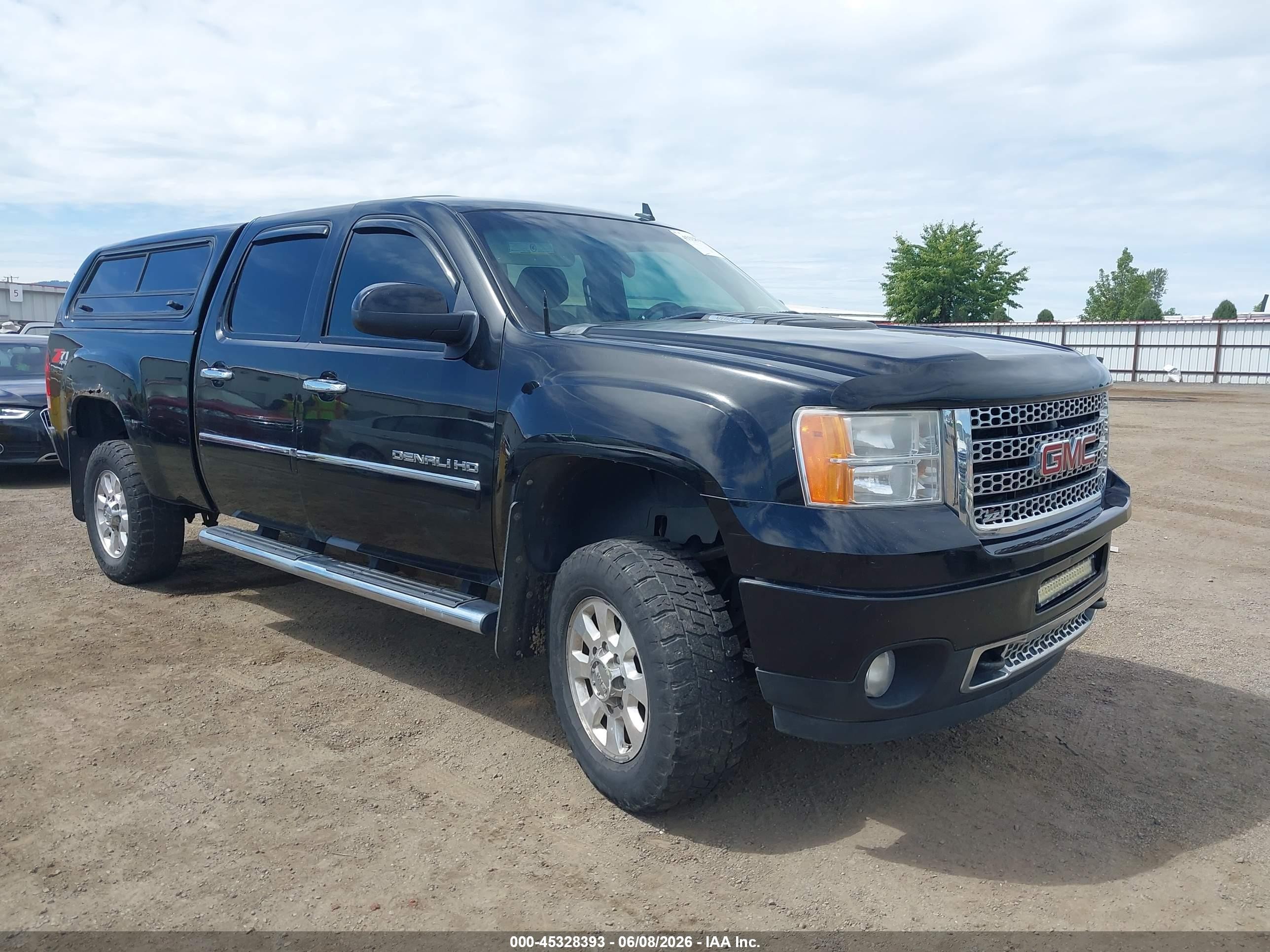 2012 GMC Sierra 2500HD Denali, VIN 1GT125EGXCF173270 — Front end