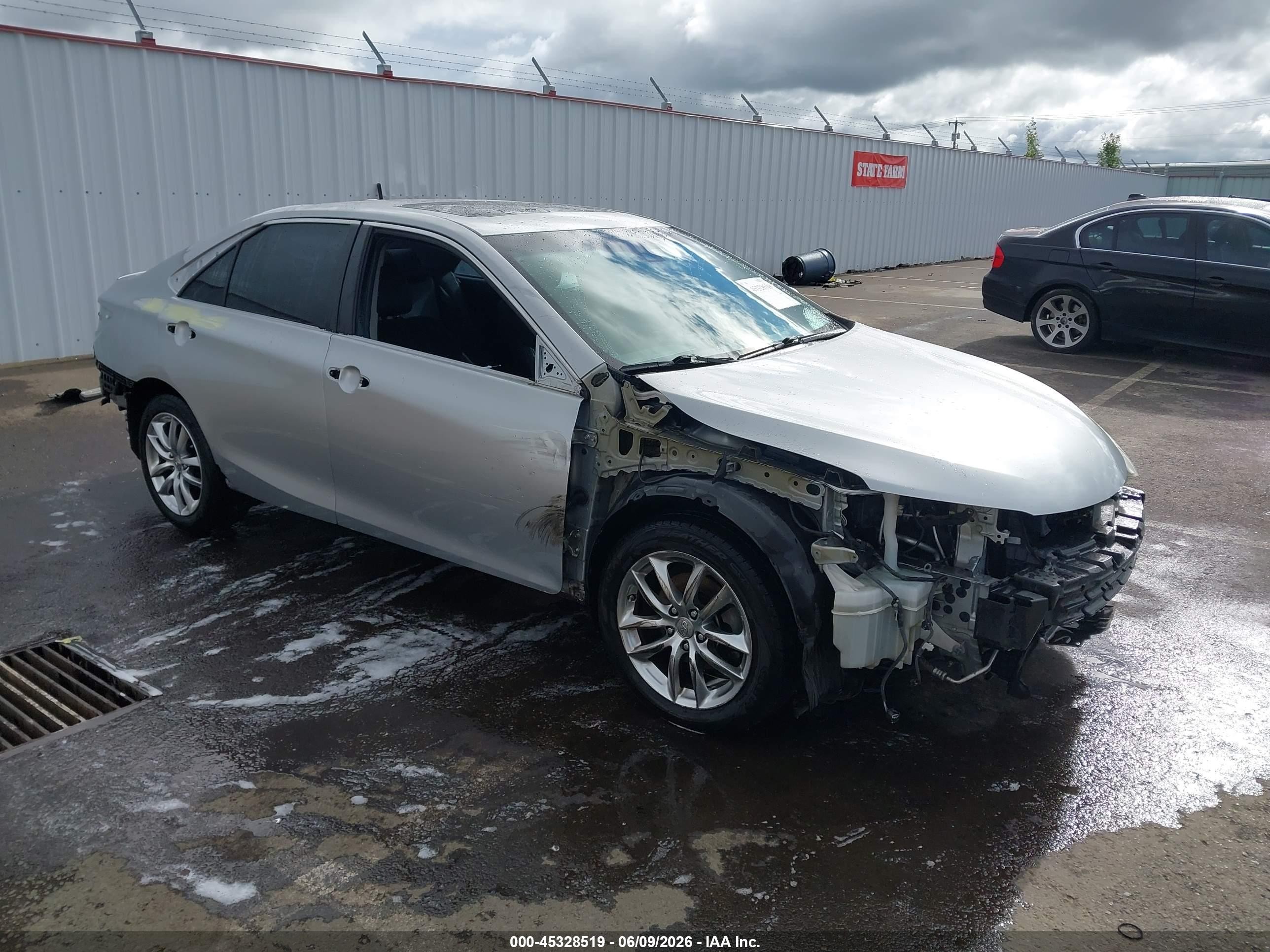 2015 Toyota Camry XSE, VIN 4T1BK1FKXFU556783 — По всему кузову