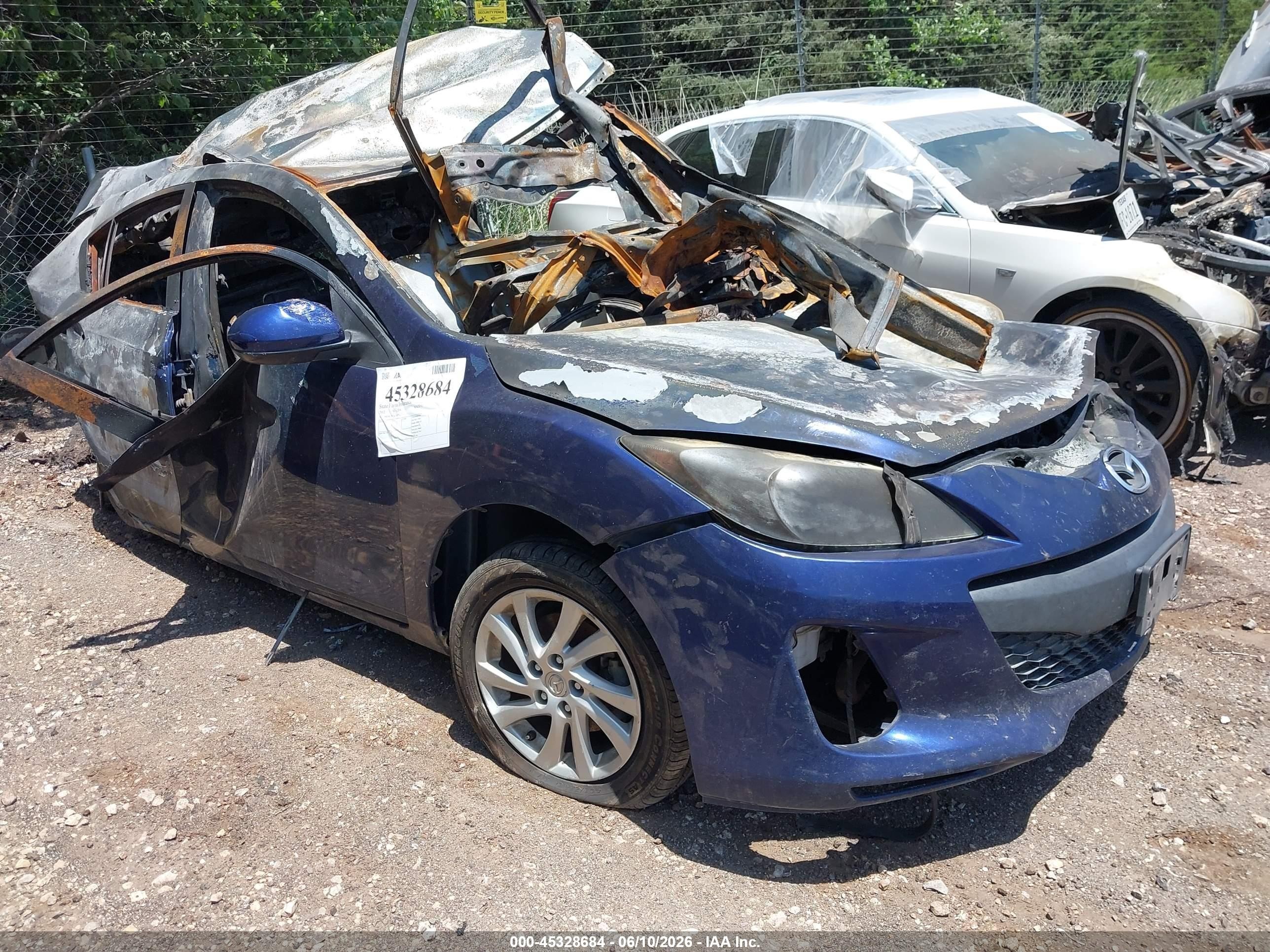 2012 Mazda 3 i Touring, VIN JM1BL1V72C1627535 — Burn
