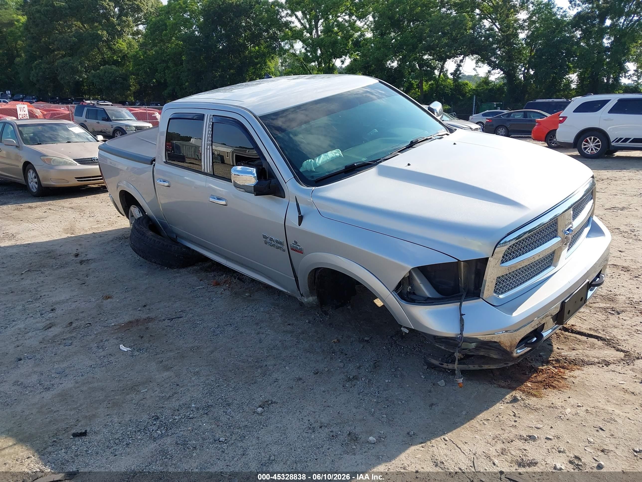 2018 Ram 1500 Big Horn, VIN 1C6RR7LT0JS217587 — Side