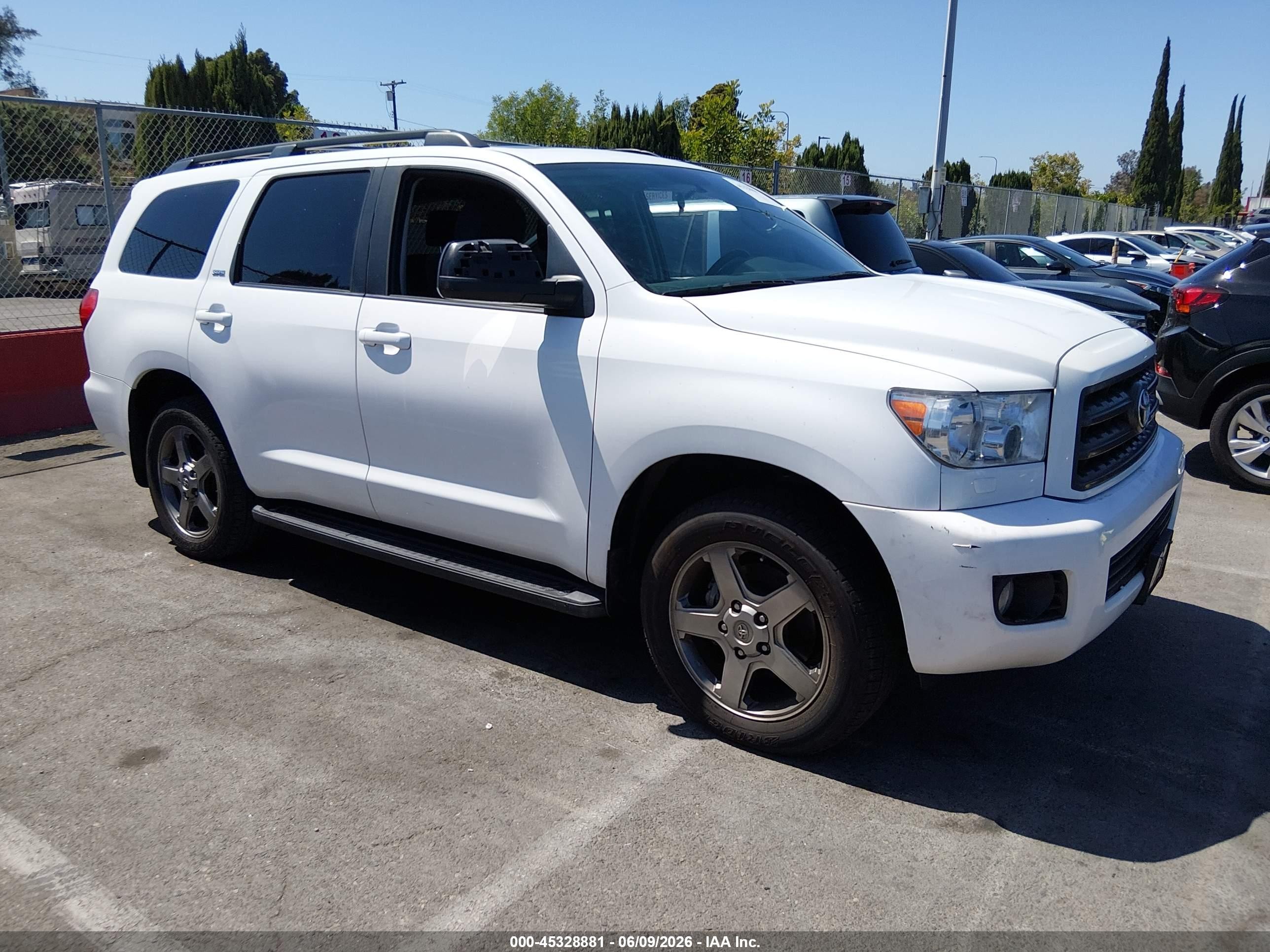 2012 Toyota Sequoia SR5, VIN 5TDZY5G18CS038413 — Fresh water flood