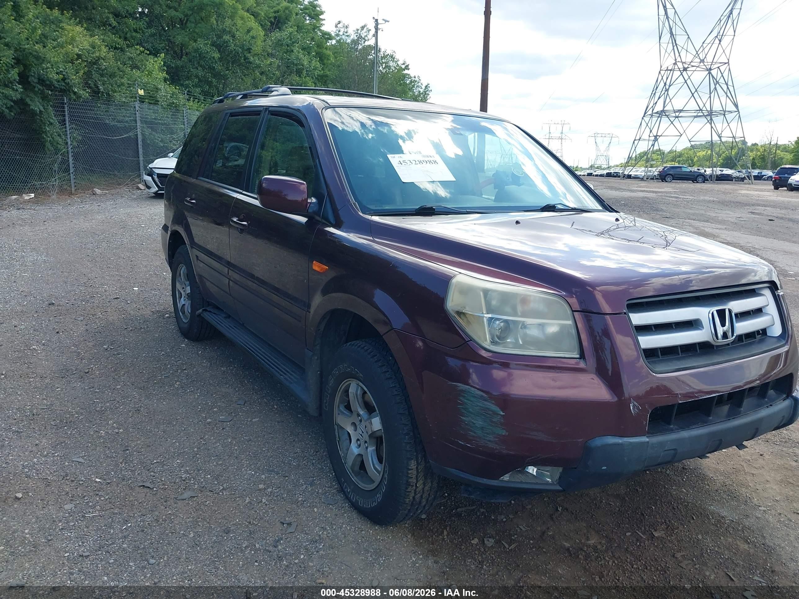 2008 Honda Pilot EX-L, VIN 5FNYF18698B040283 — Перед