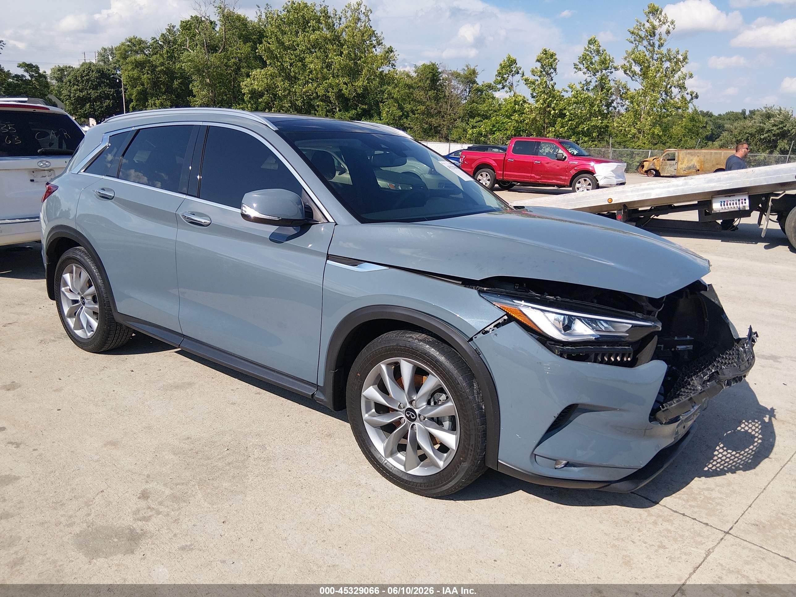 2022 Infiniti QX50 Luxe, VIN 3PCAJ5BB6NF107446 — Front end