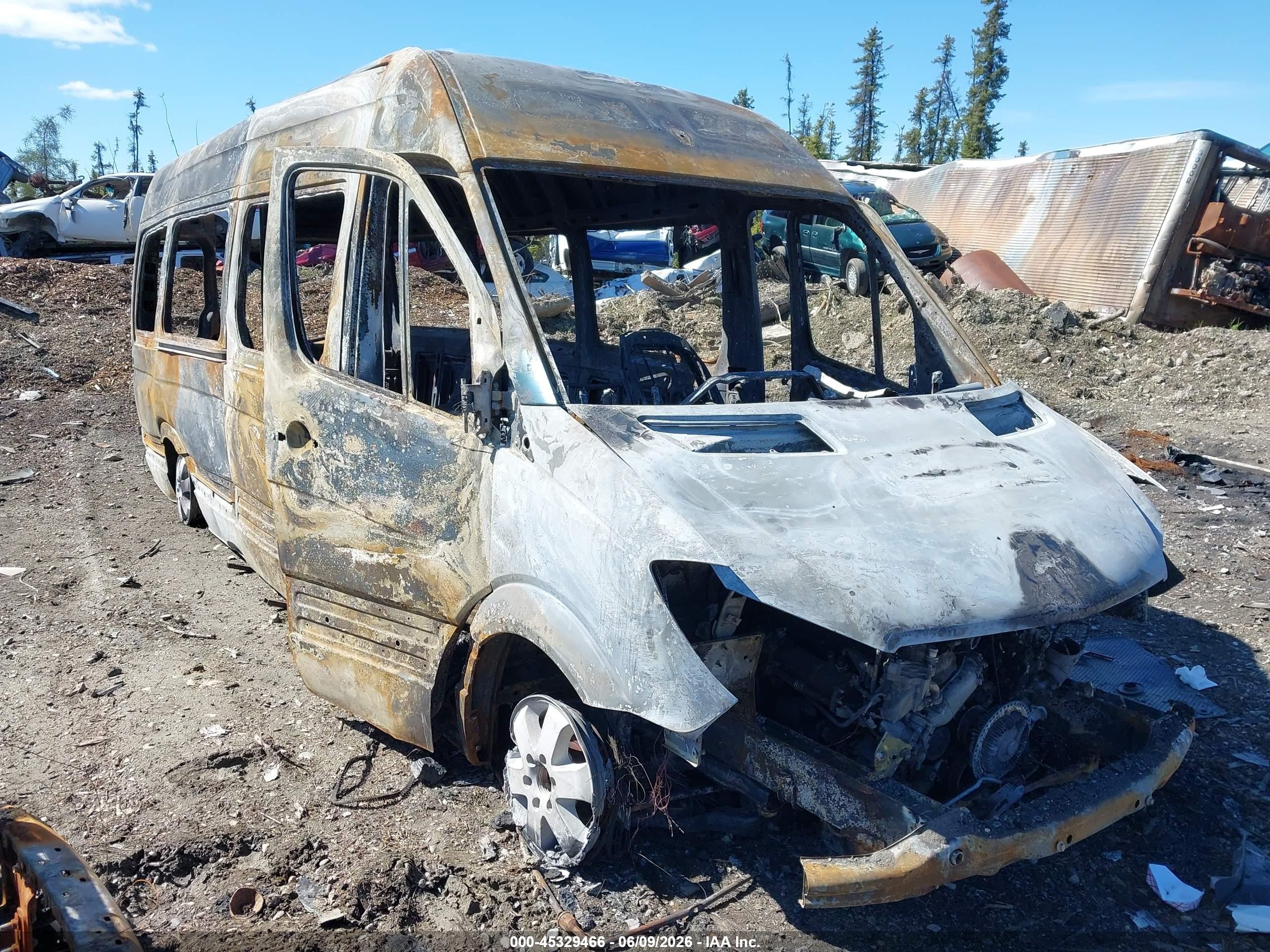 2014 Freightliner Sprinter Crew Vans, VIN WCDPE8CC2E5863867 — Burn