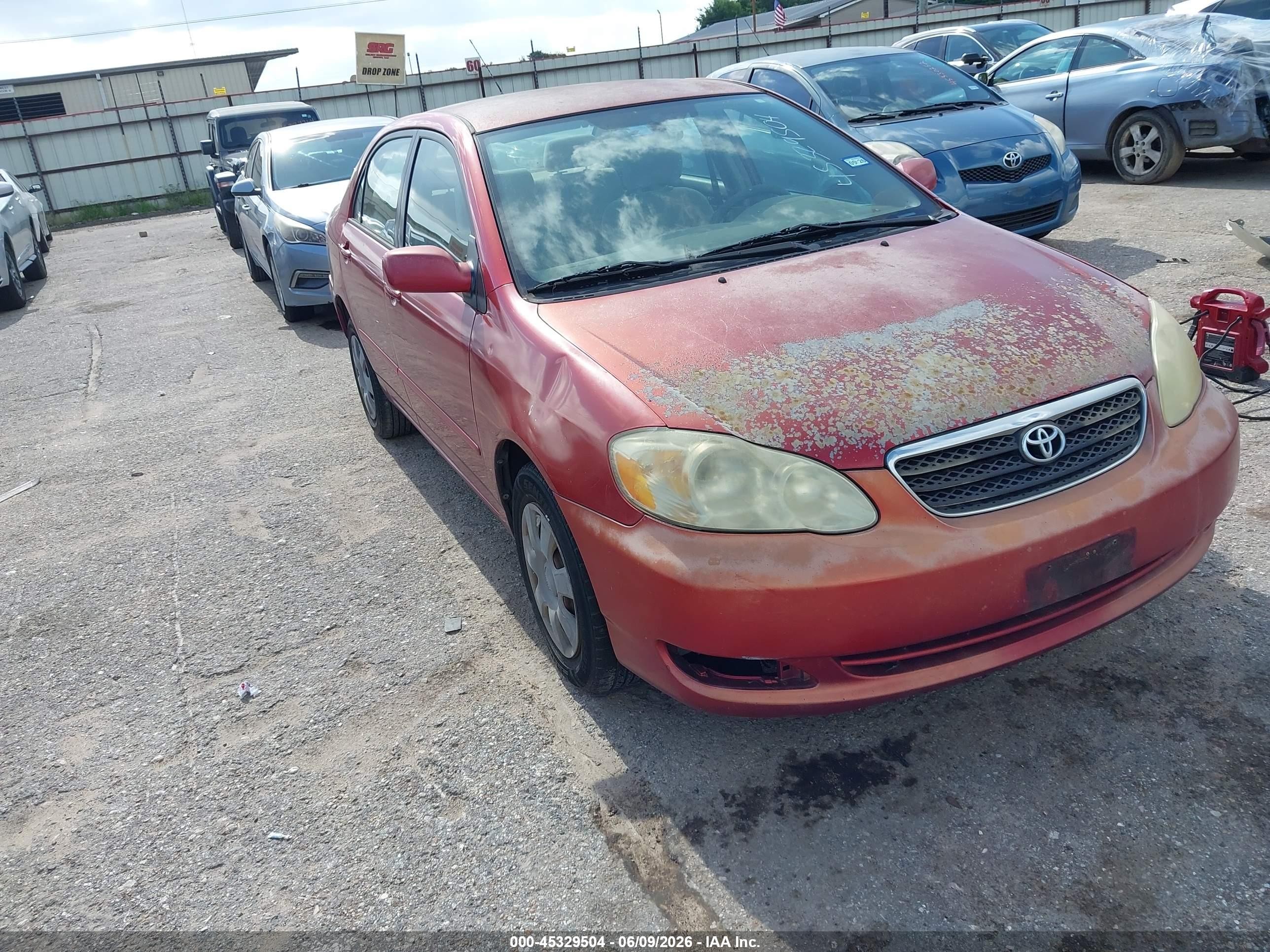 2007 Toyota Corolla LE, VIN 1NXBR32E37Z895555 — Front end